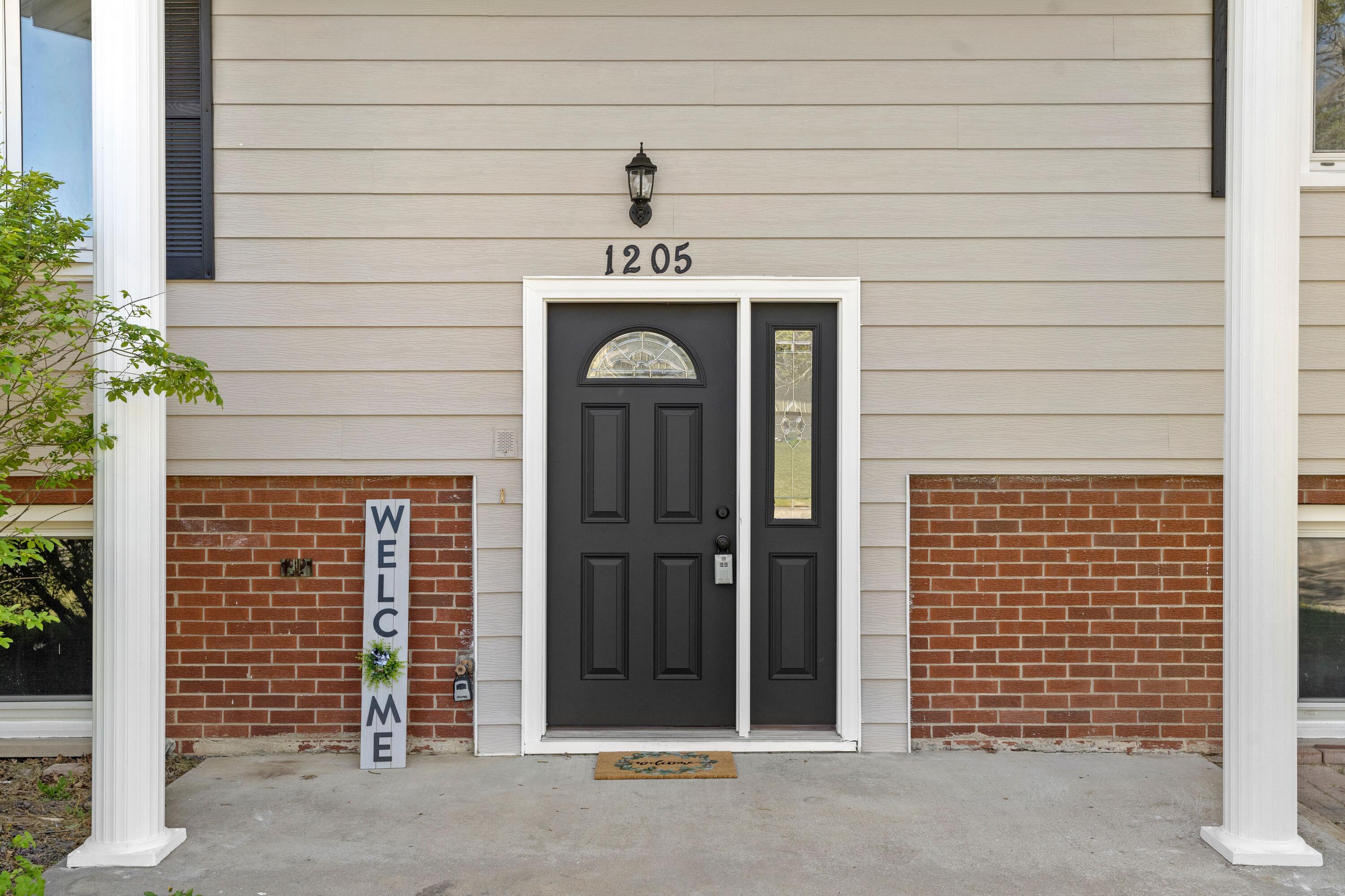 1205 Gatewood Drive