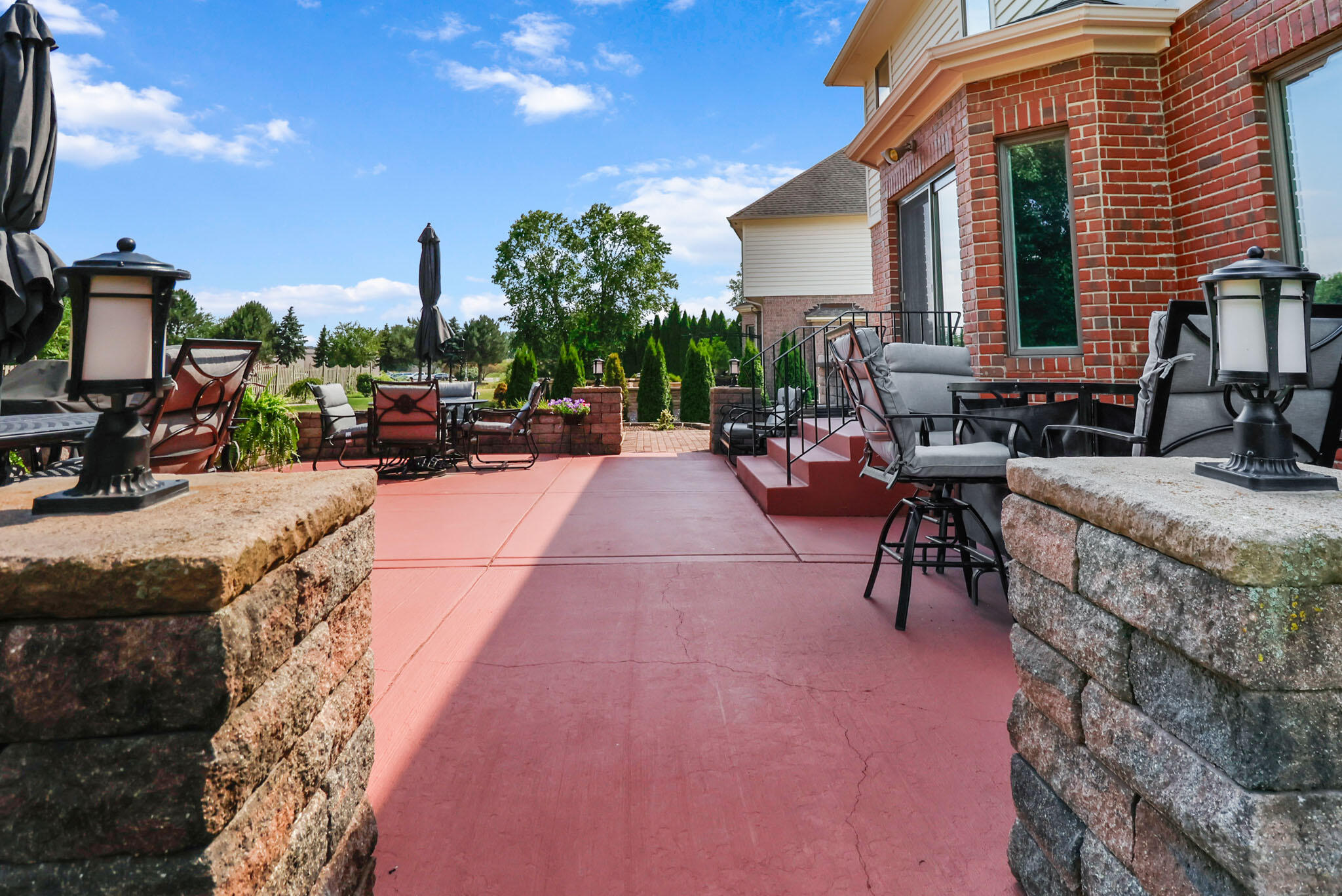 1011 Stonebridge Drive