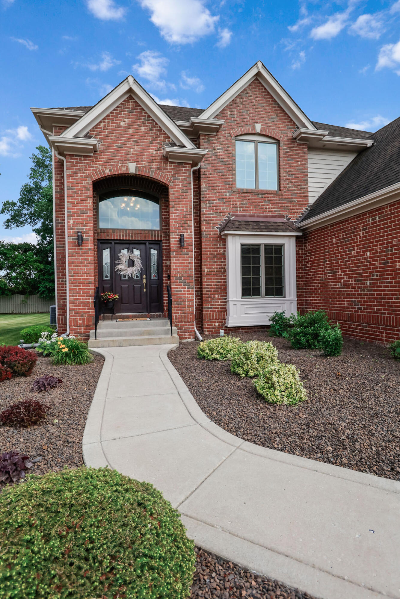 1011 Stonebridge Drive