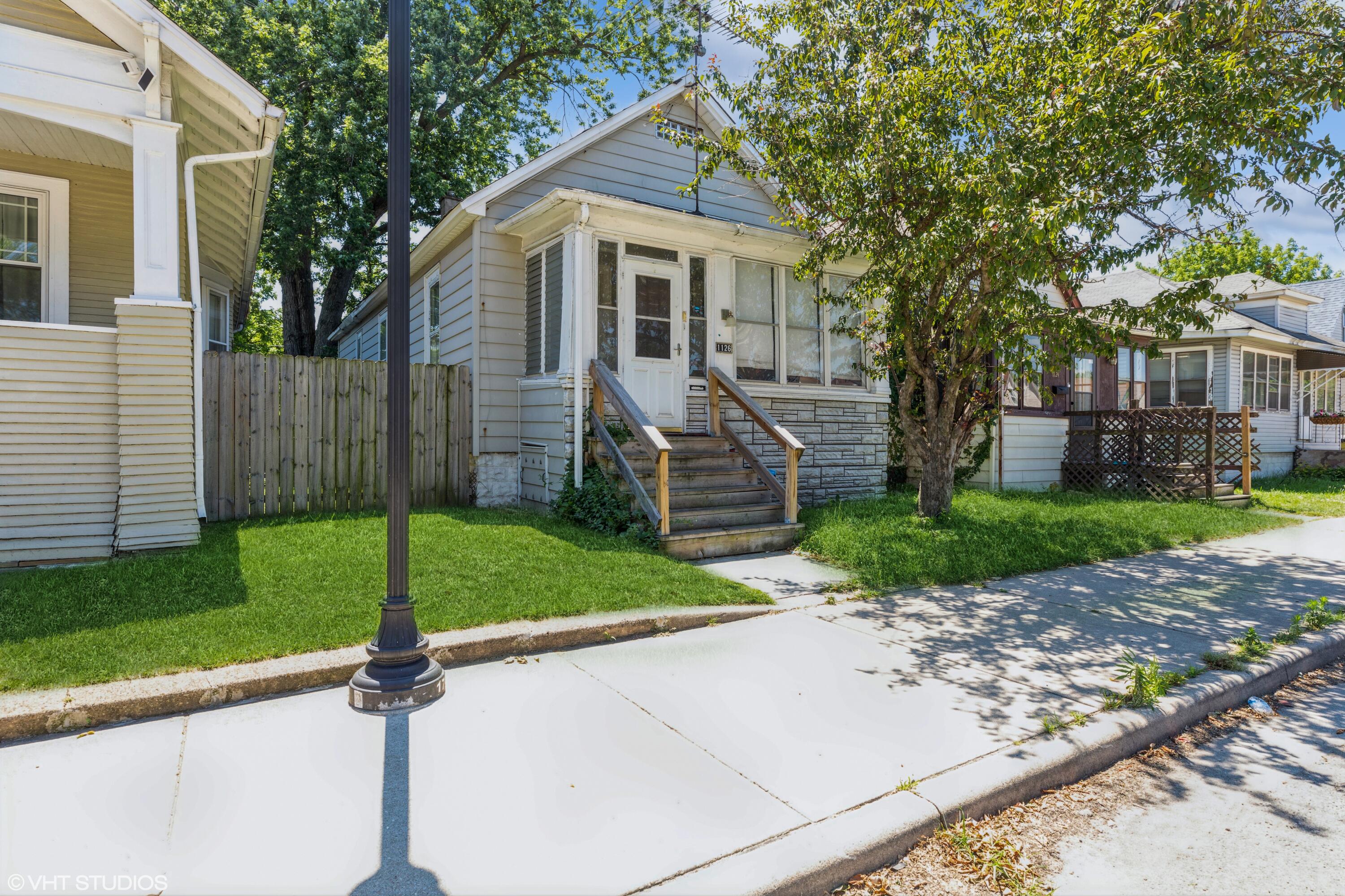 1126 Sibley Street