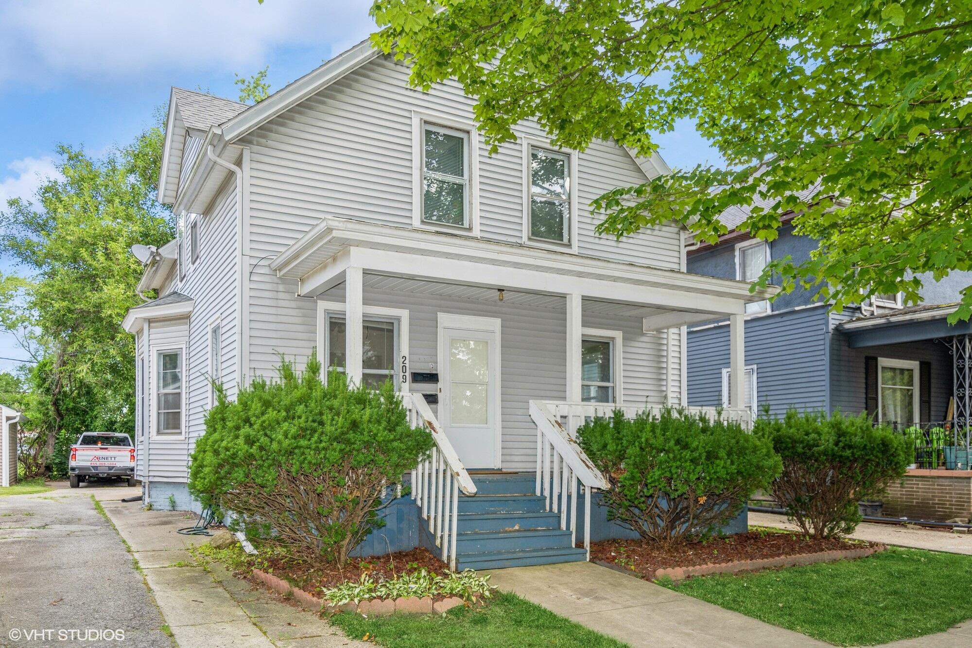 209 E Jefferson Avenue