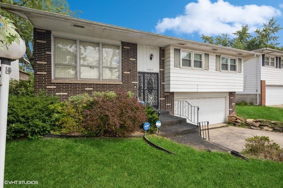 1337 Burr Street