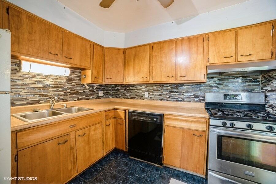 1337 Burr Street