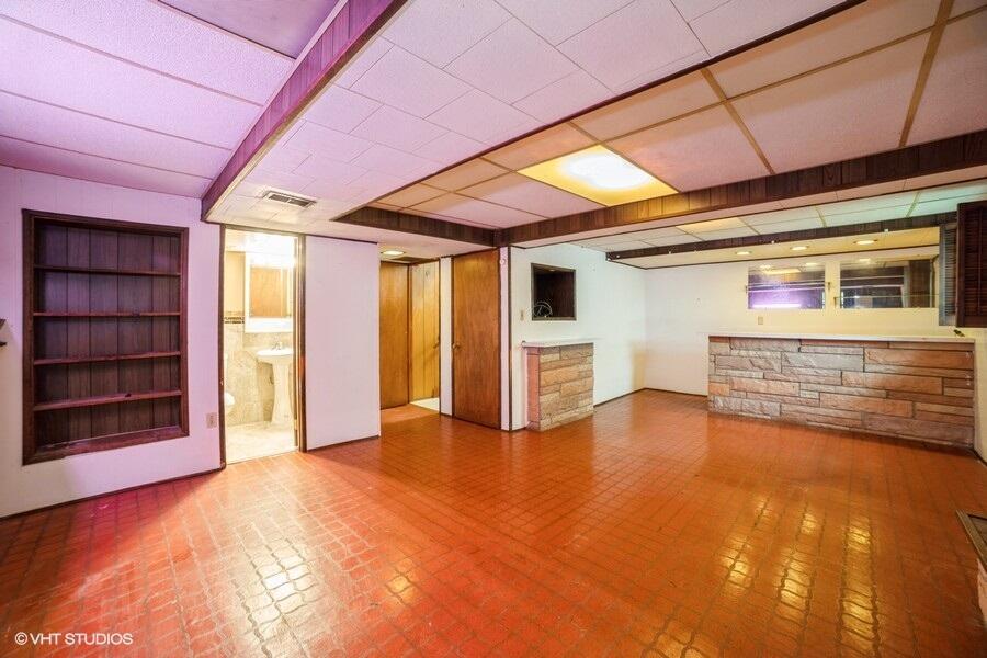 1337 Burr Street