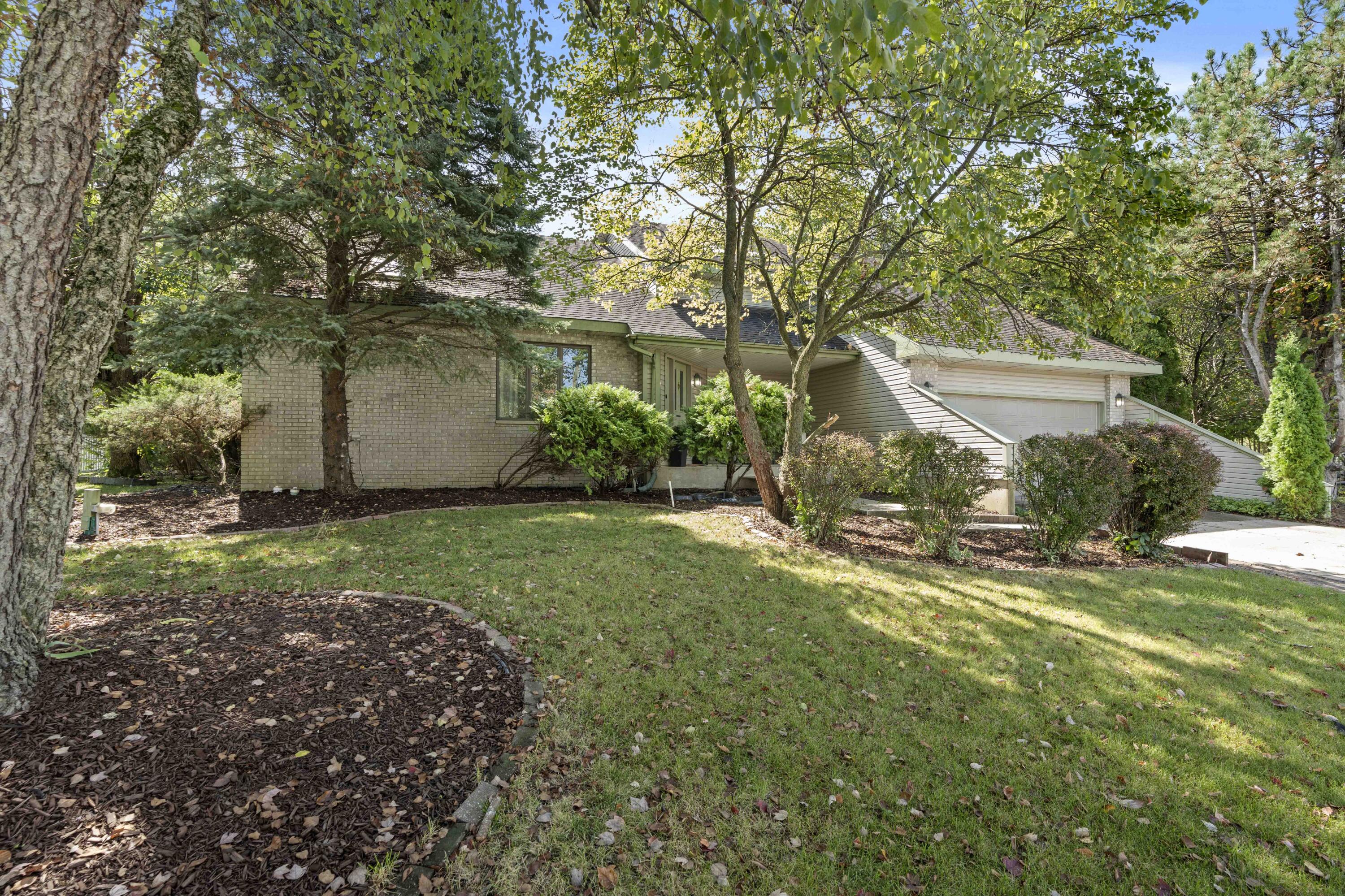 112 Harvest Drive