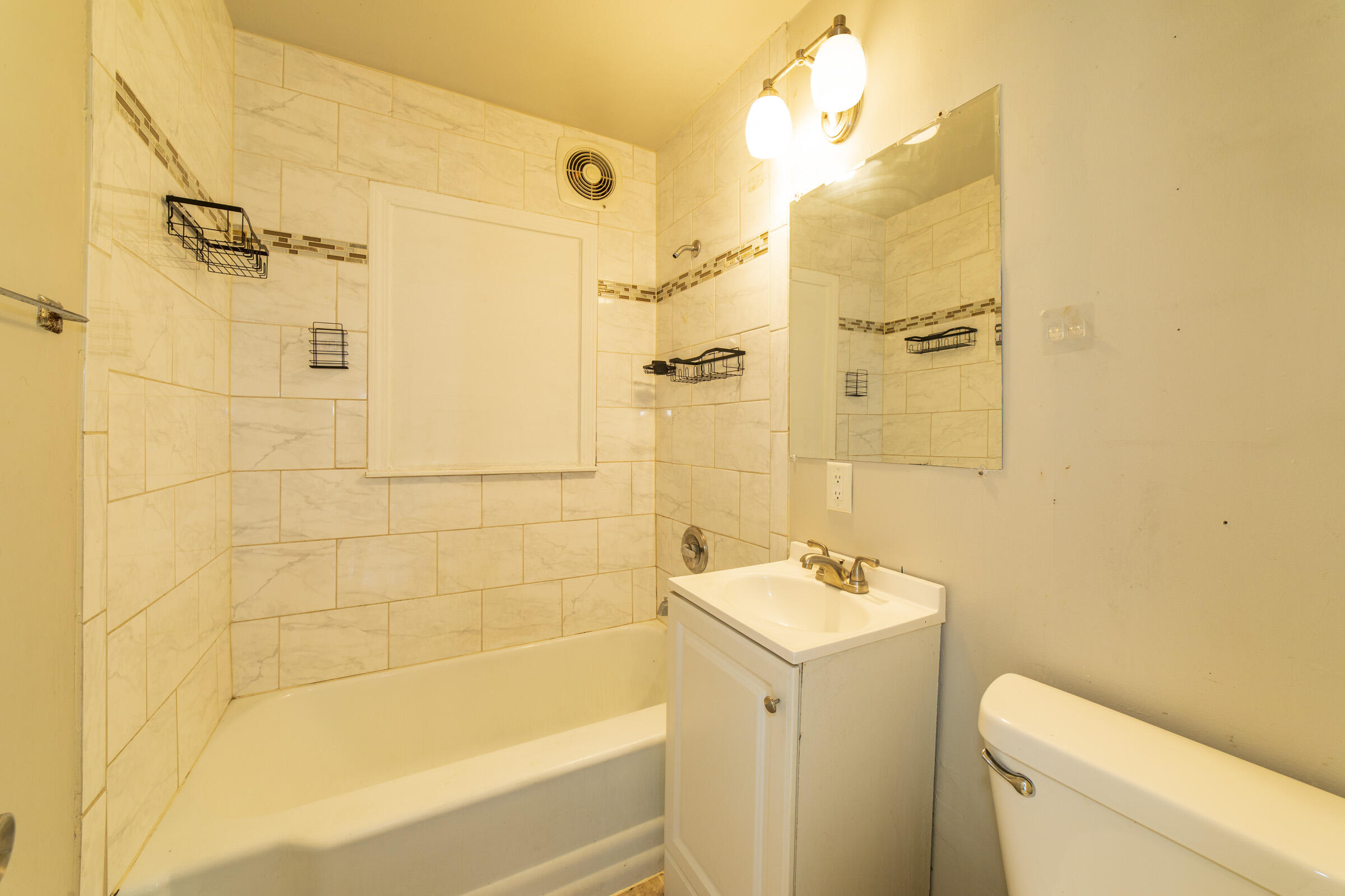 918 W 63rd Avenue