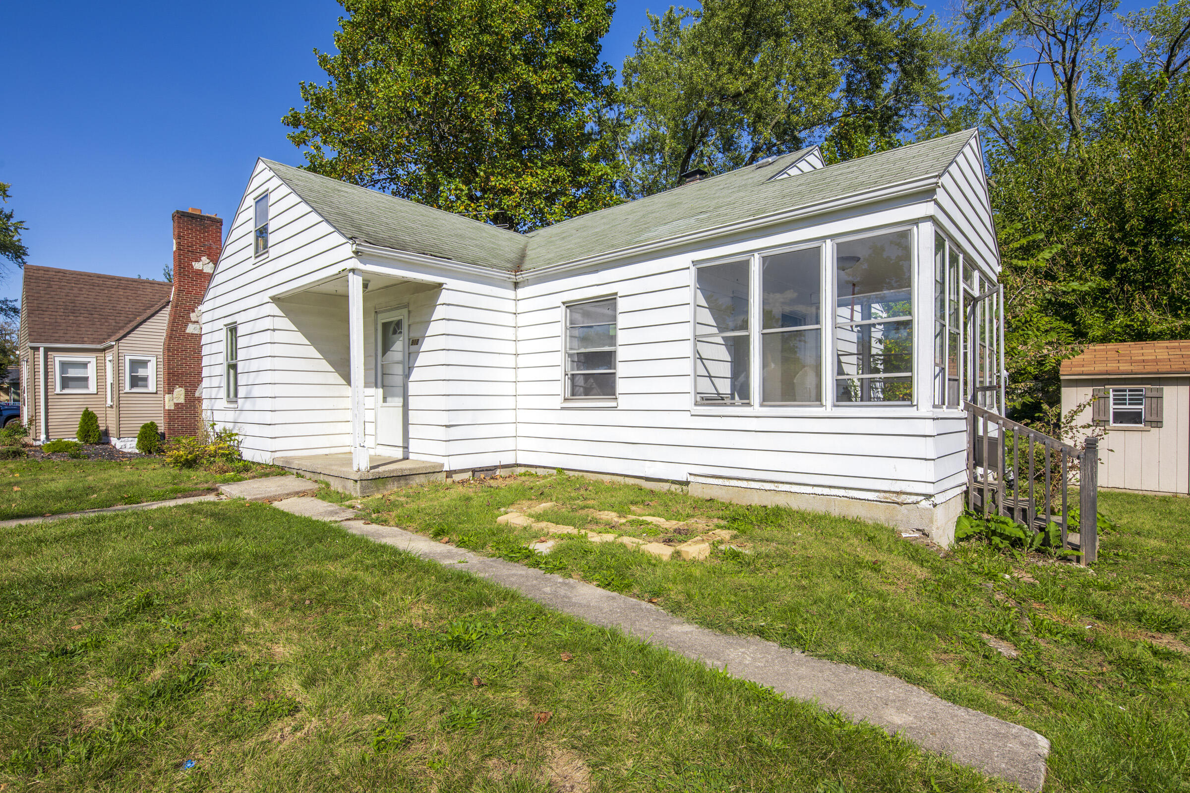 918 W 63rd Avenue