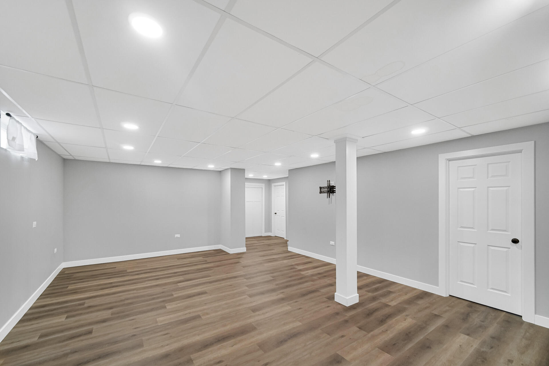 310 Cornwall Circle