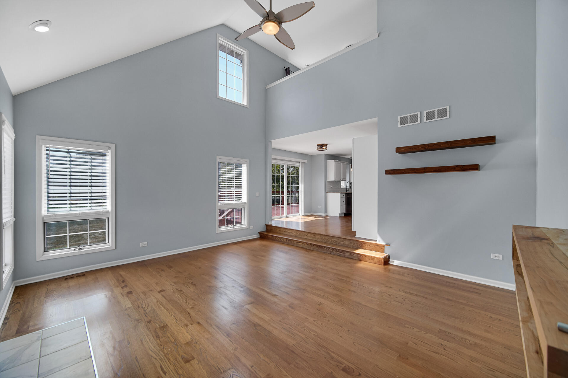 310 Cornwall Circle