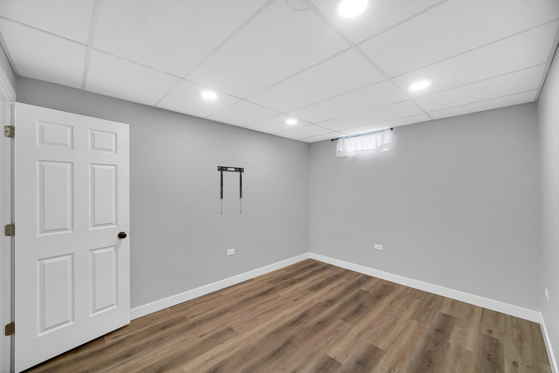 310 Cornwall Circle