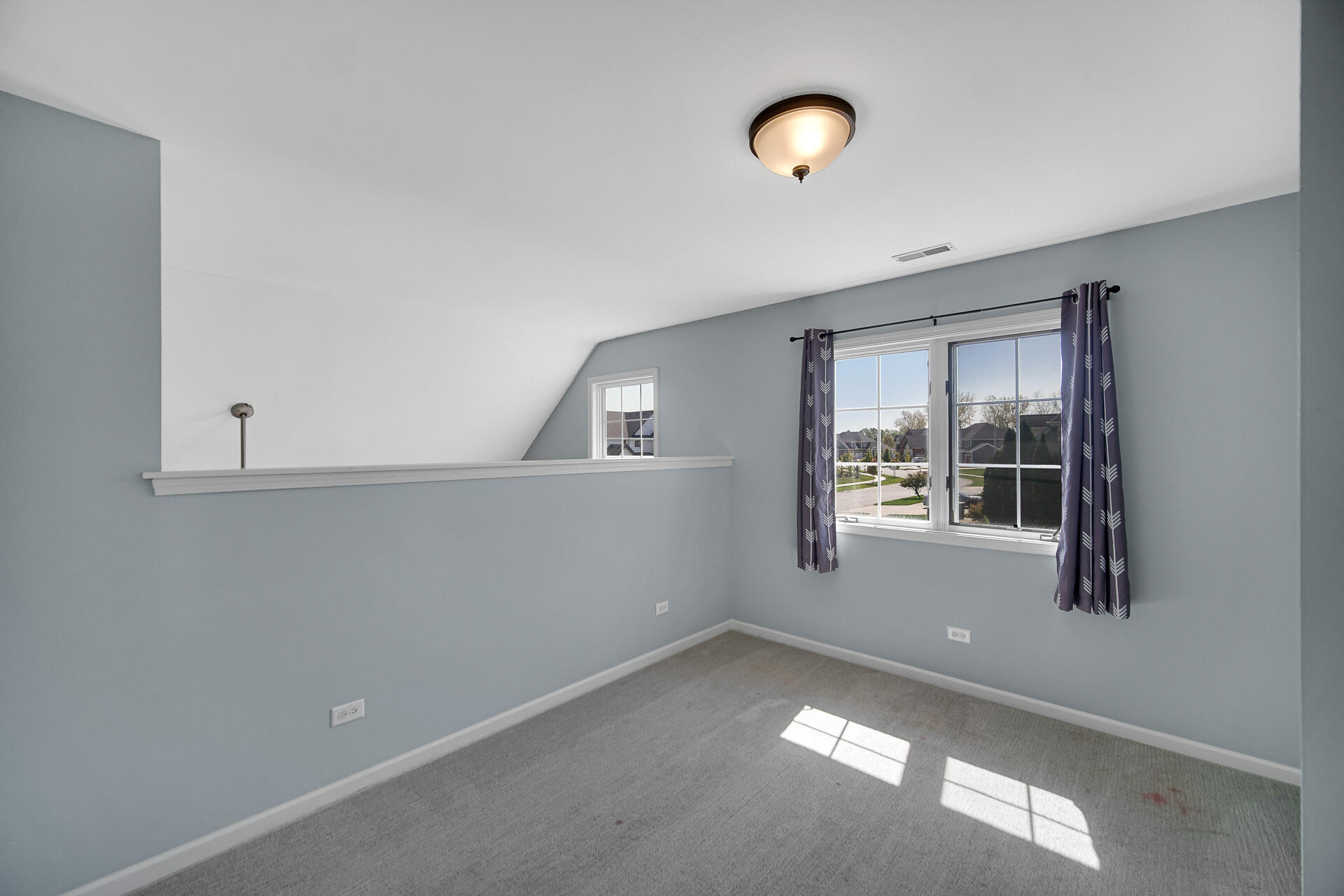 310 Cornwall Circle