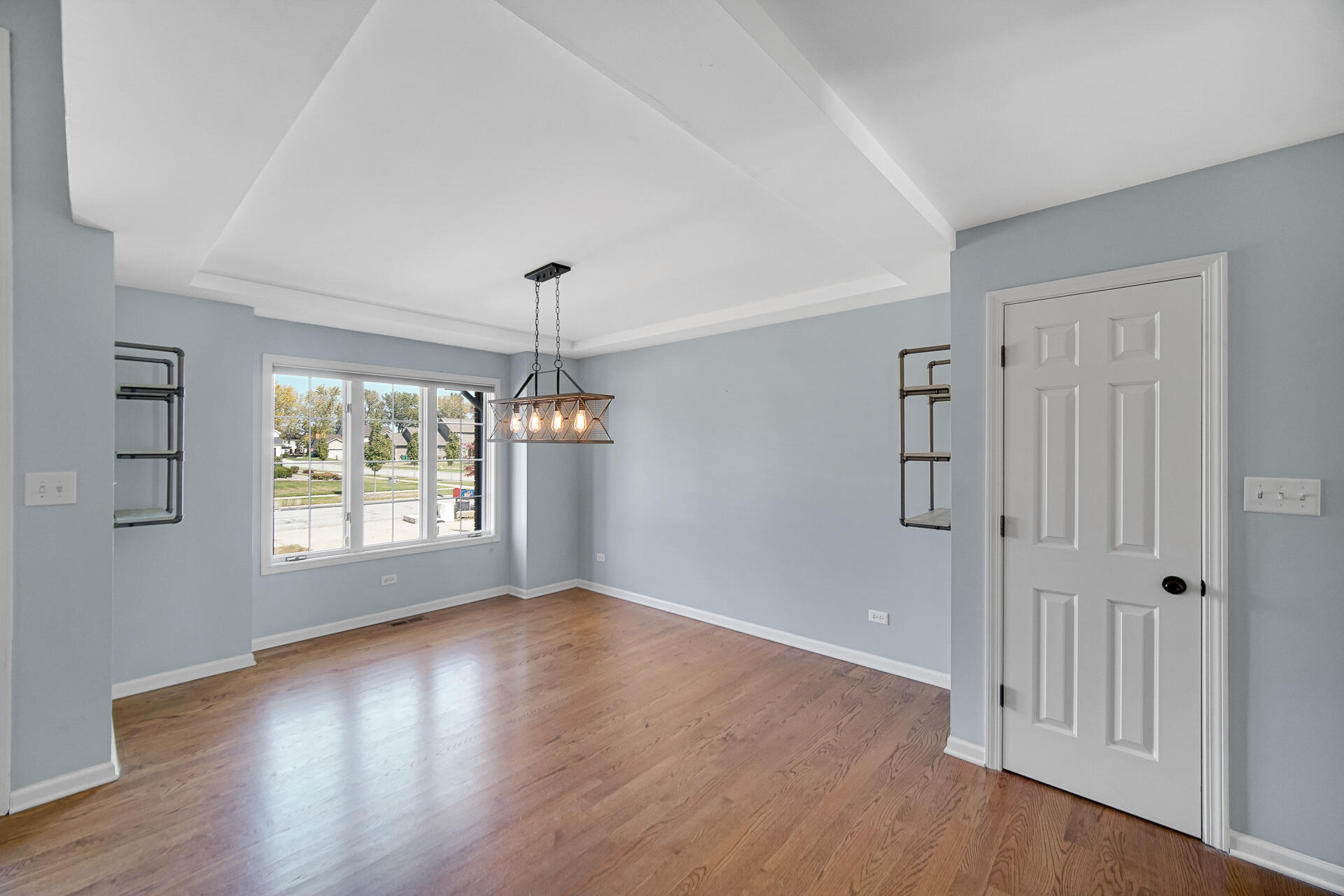 310 Cornwall Circle
