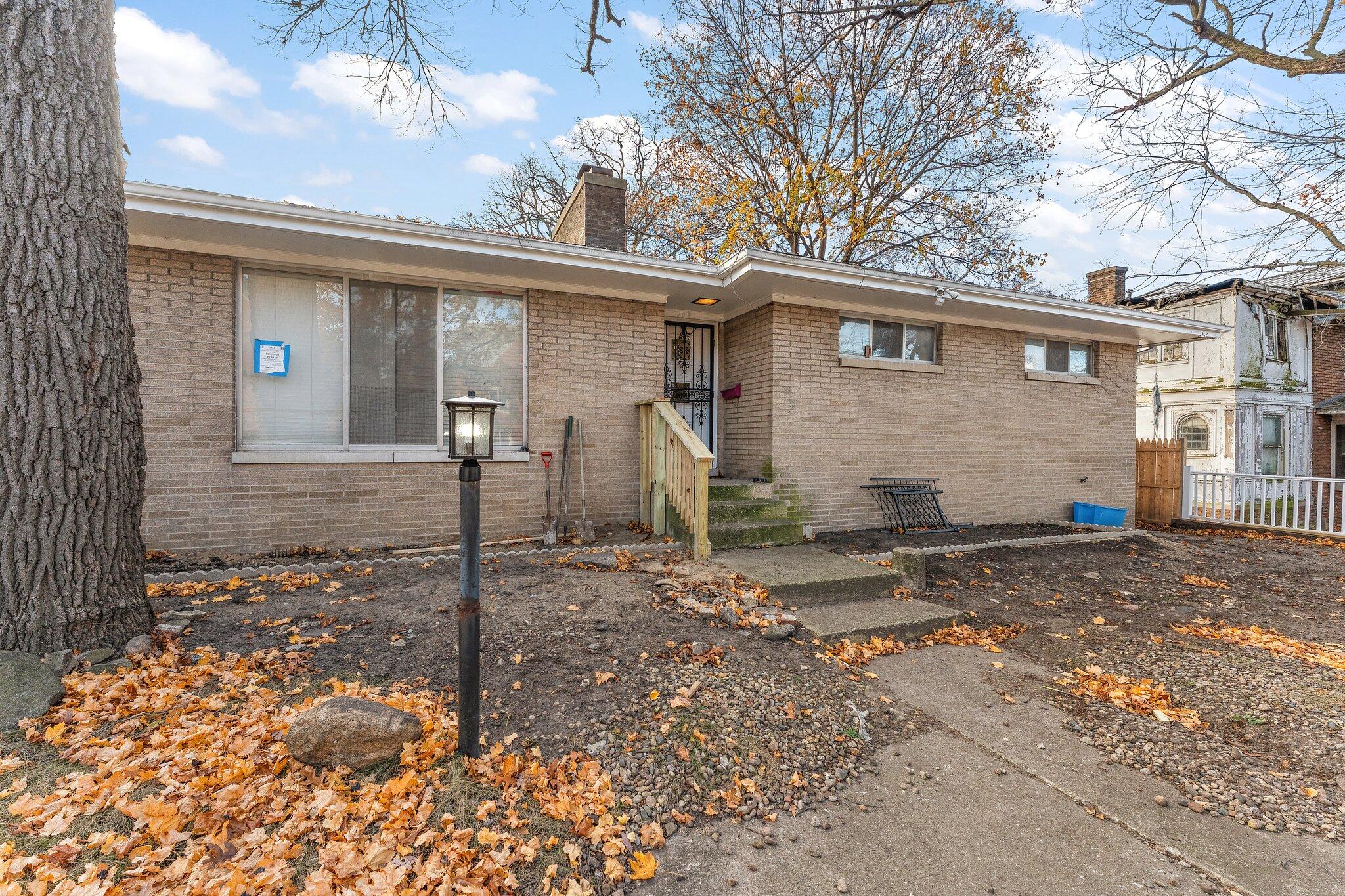 109 W 43rd Avenue