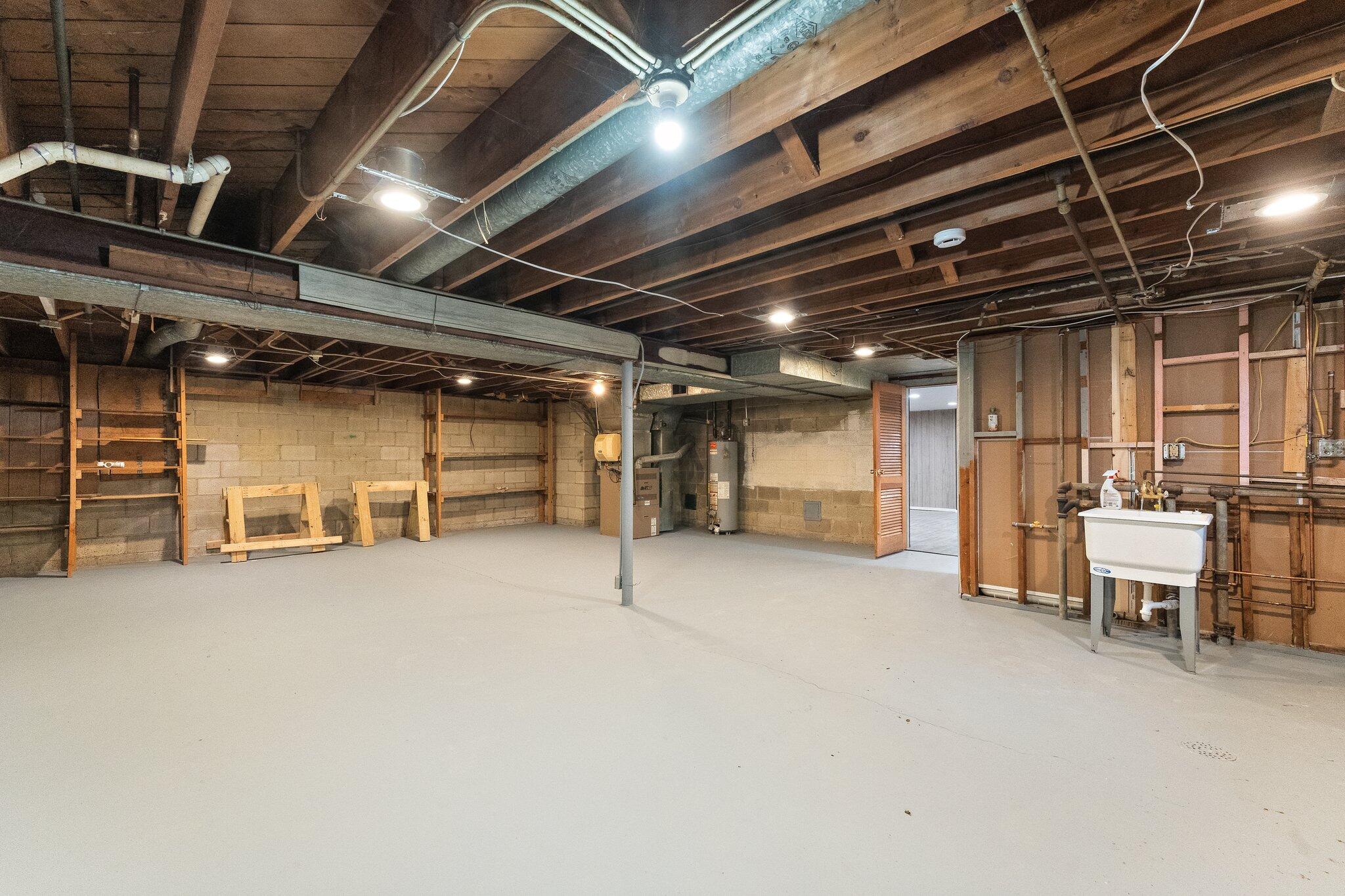 109 W 43rd Avenue