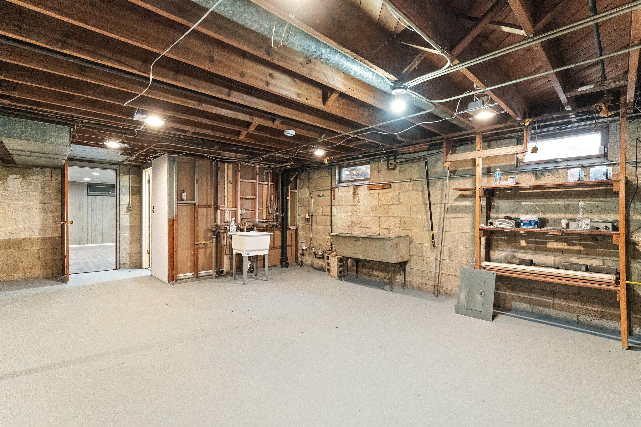 109 W 43rd Avenue
