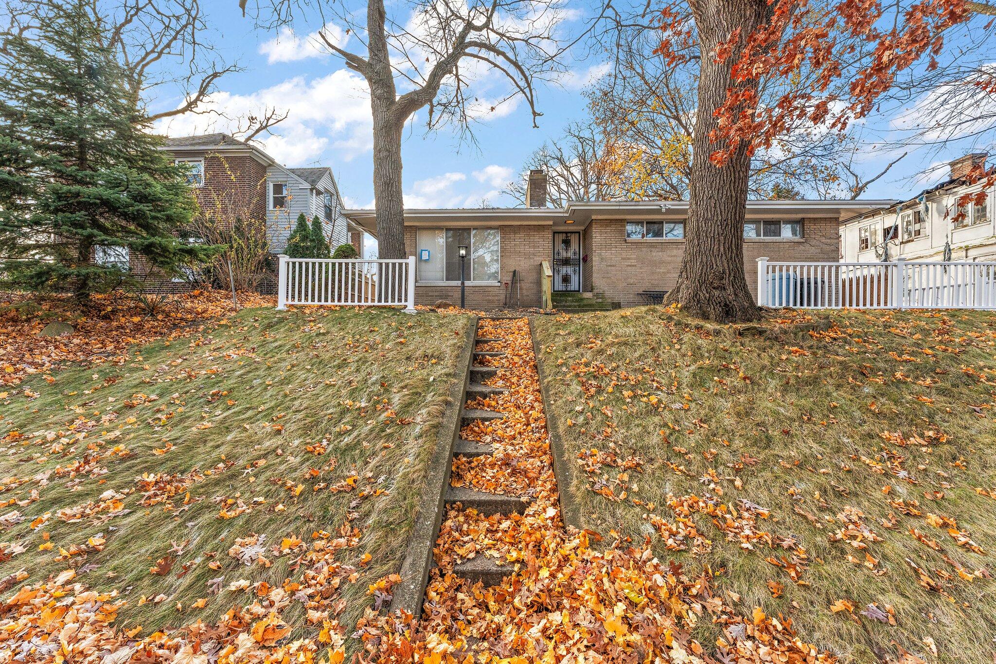 109 W 43rd Avenue
