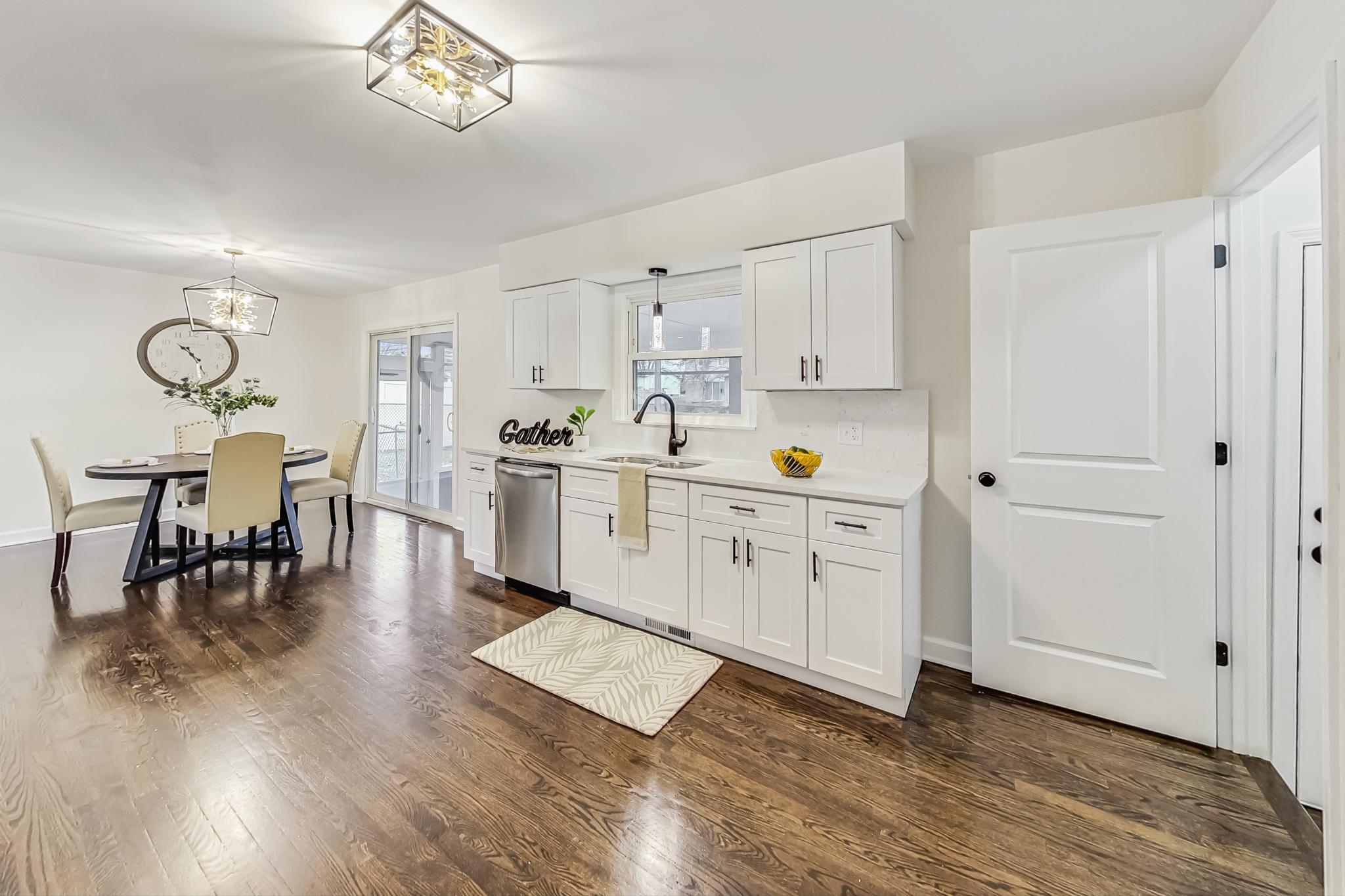 315 W 56th Place