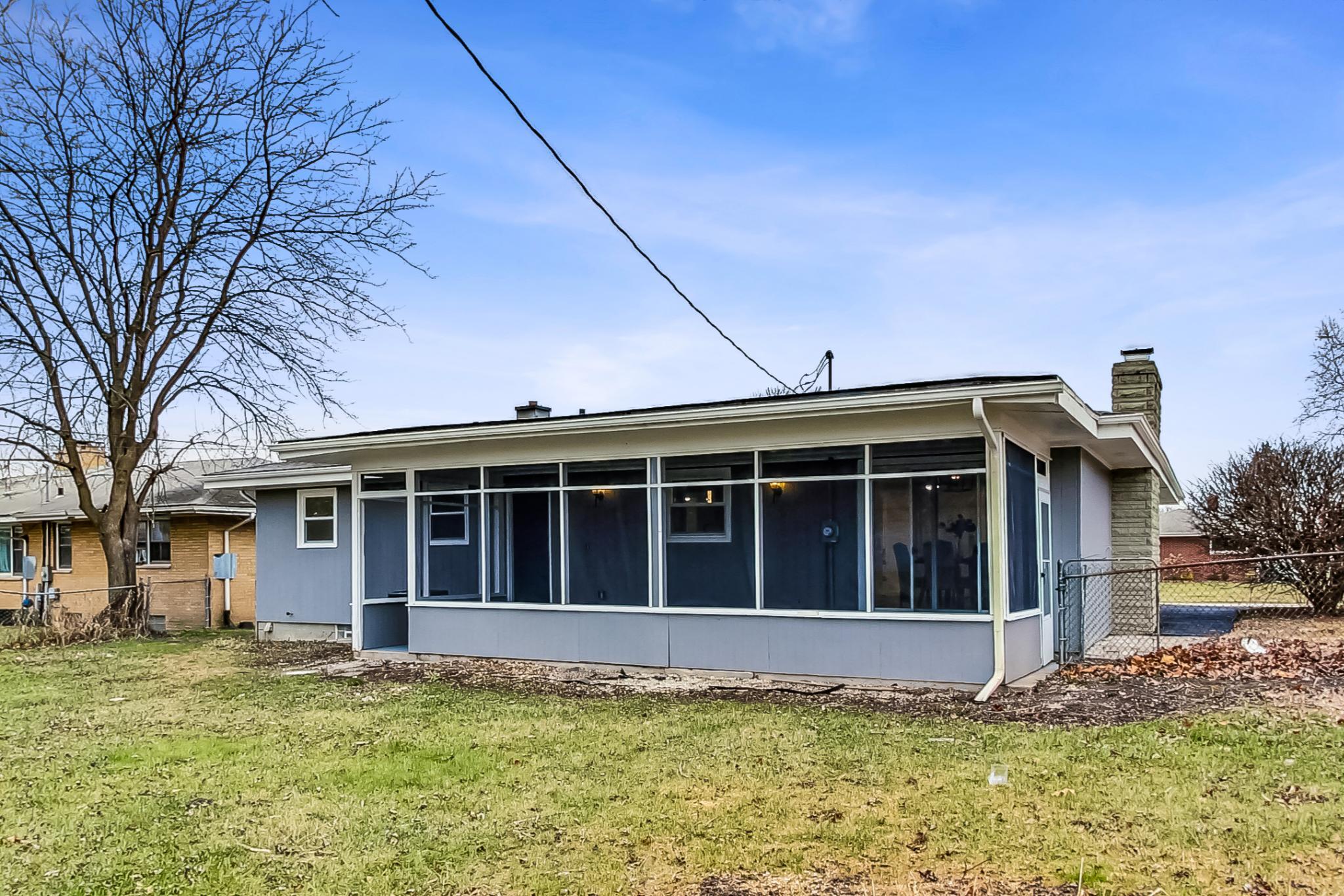 315 W 56th Place