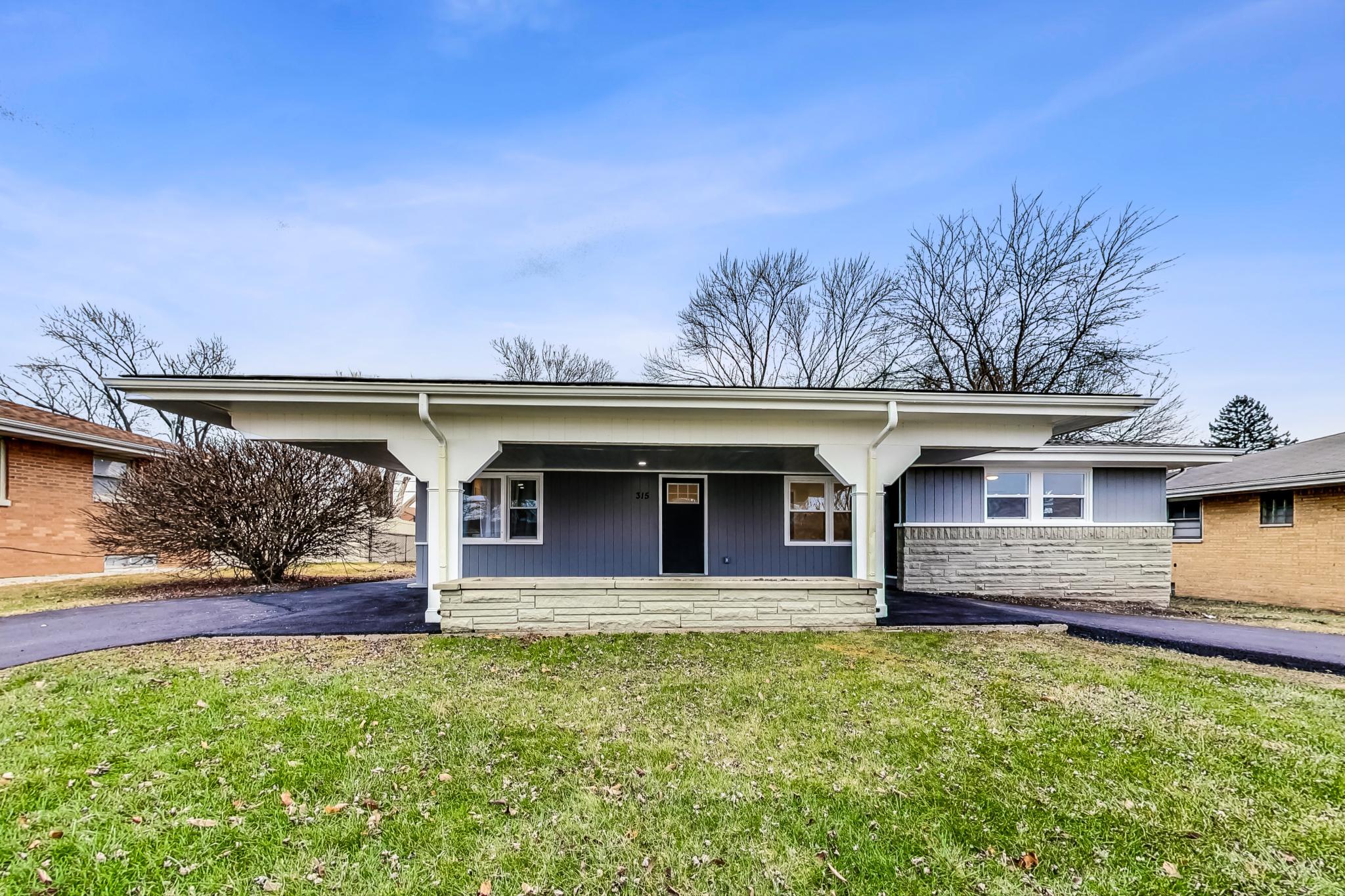 315 W 56th Place