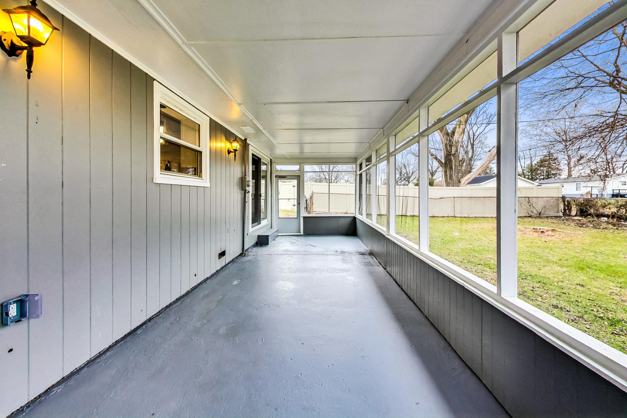 315 W 56th Place