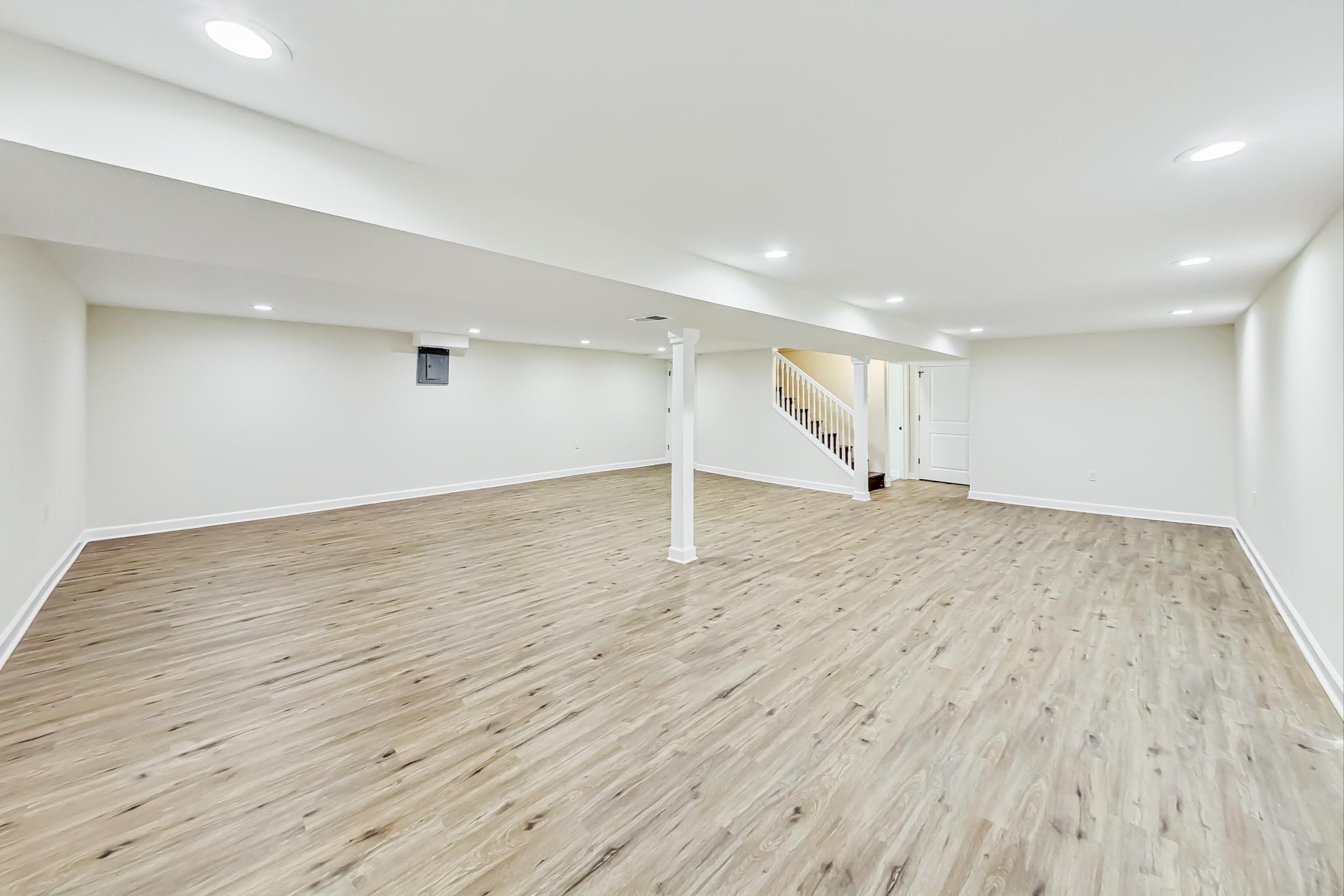 315 W 56th Place