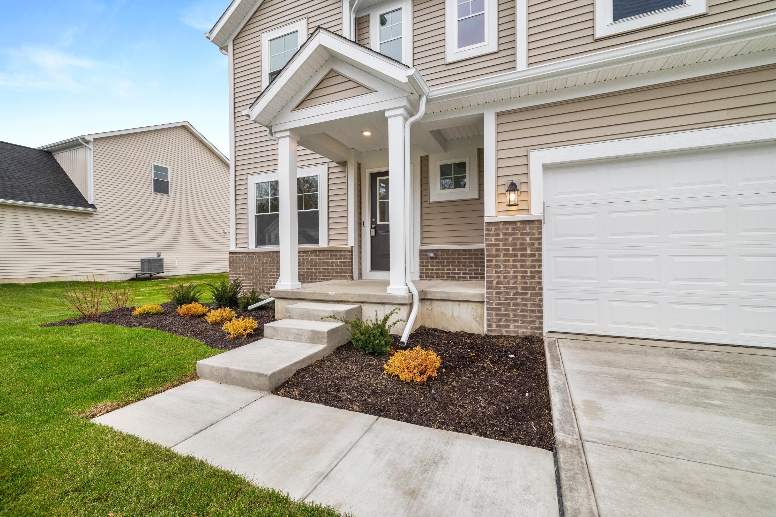 2381 Dunewood Street