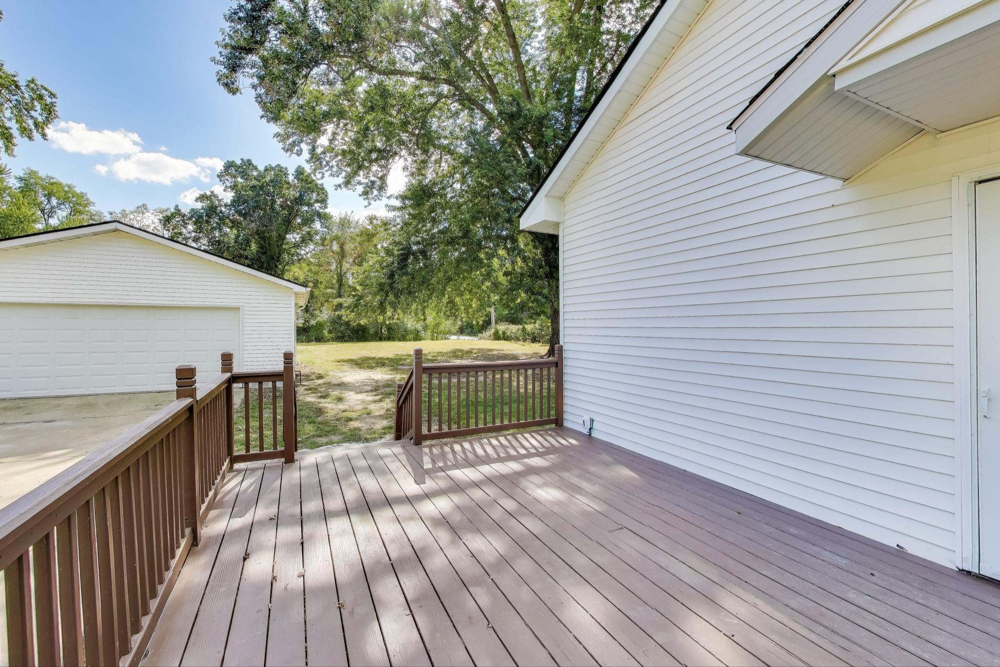 102 S Karwick Road