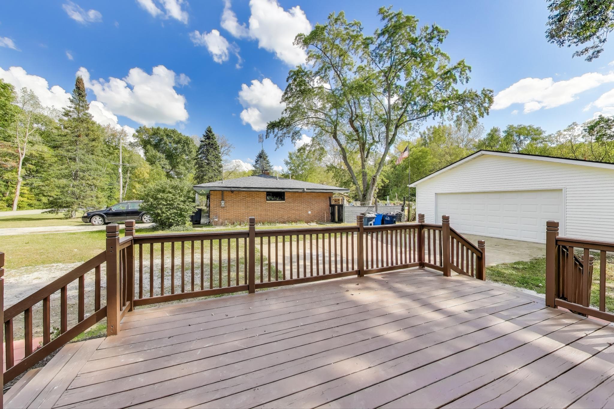 102 S Karwick Road