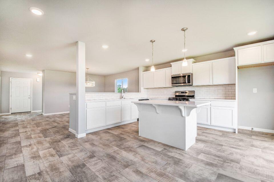 4534 W 78th Place