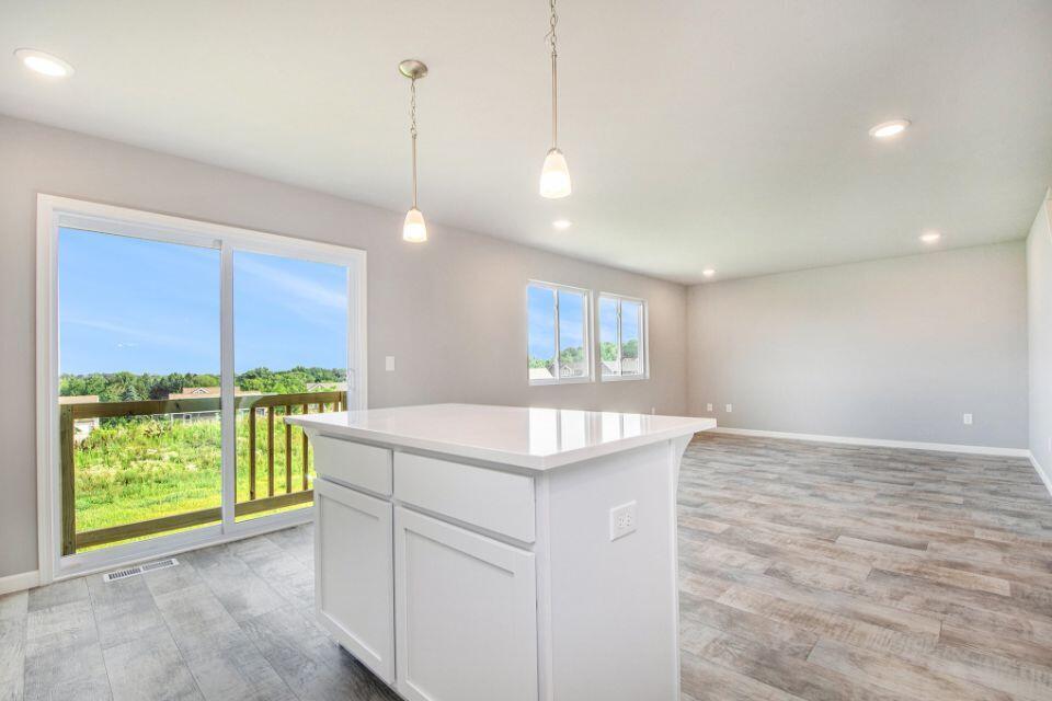 4534 W 78th Place