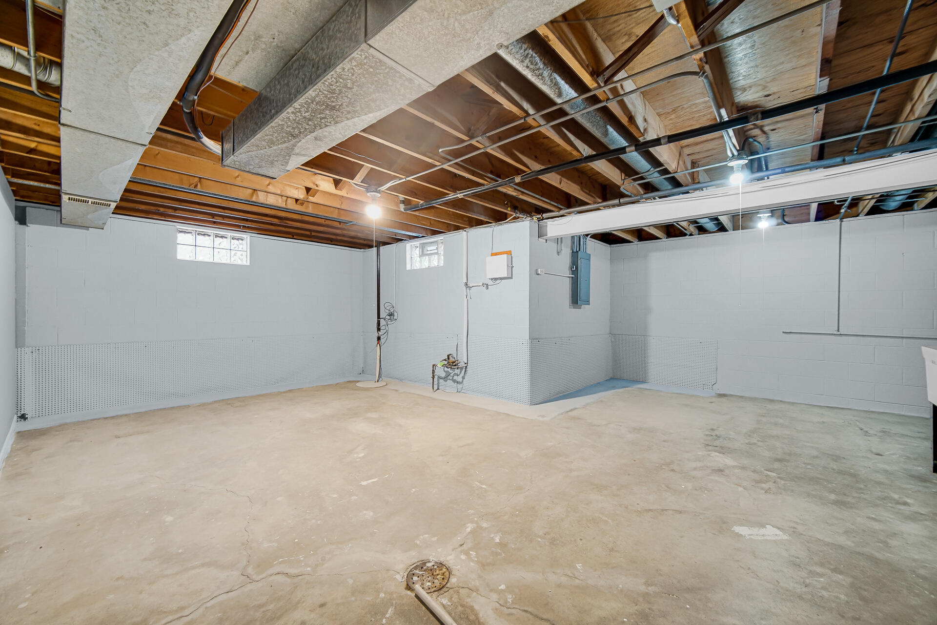 308 King Henry Drive