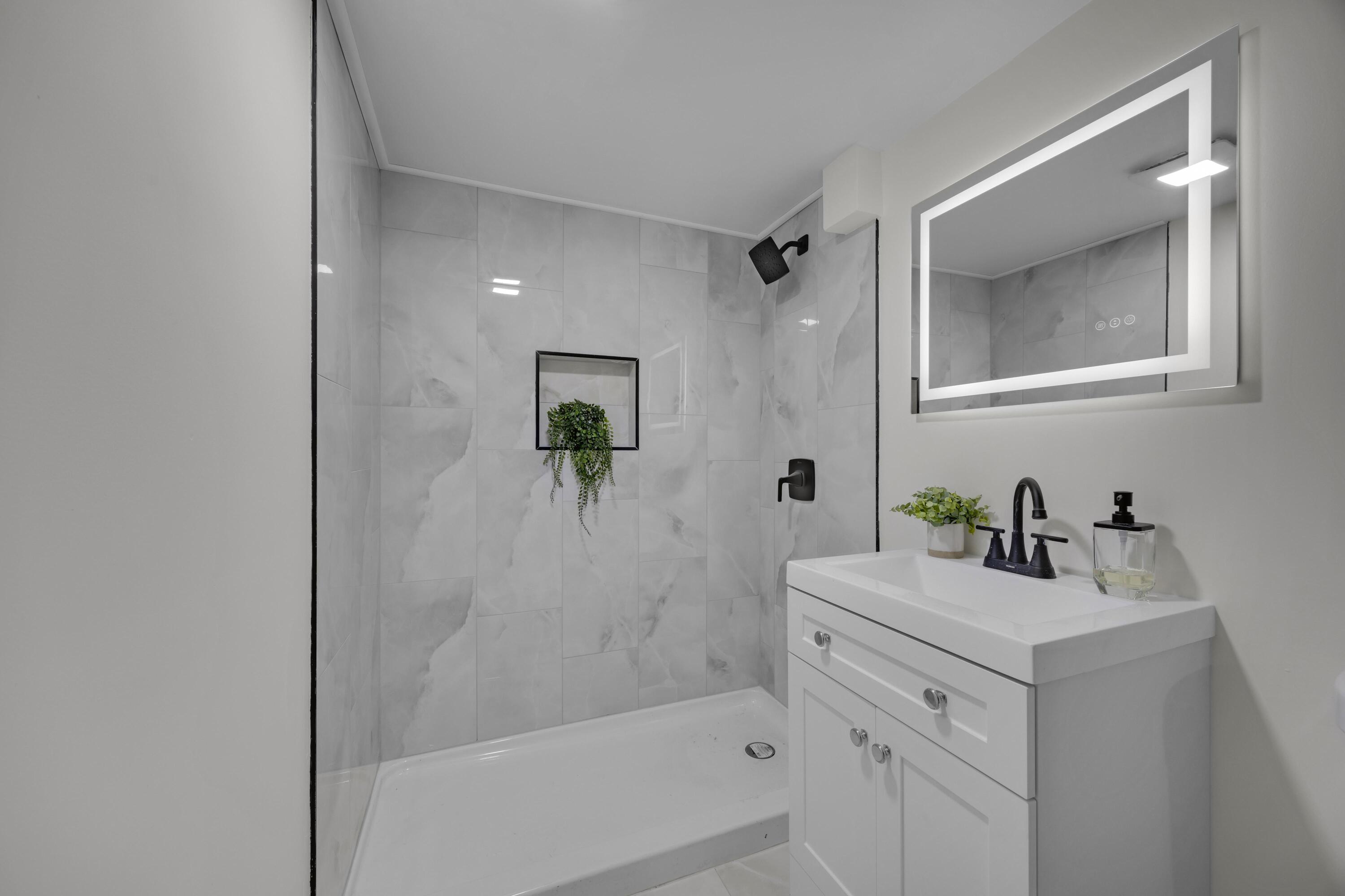 2110 Cleveland Street