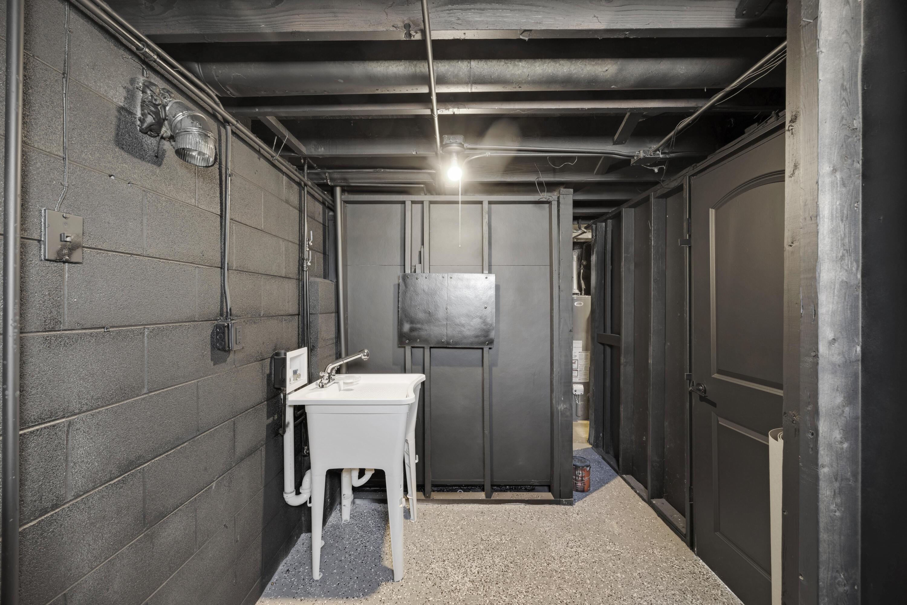 2110 Cleveland Street