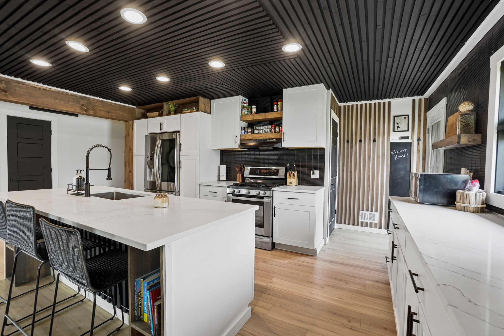 2607 W 60th Drive Unit: W
