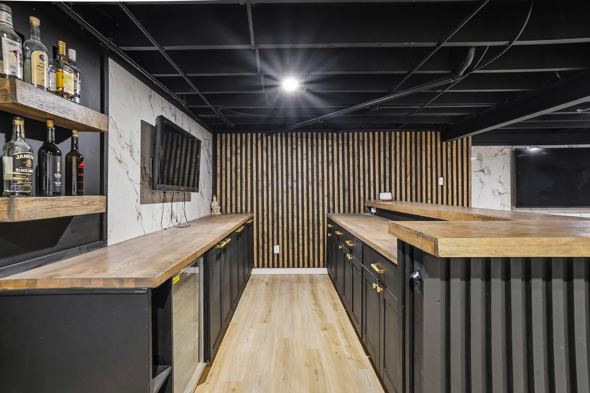 2607 W 60th Drive Unit: W