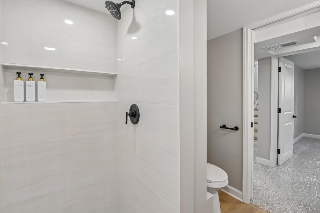 3701 W 79th Place