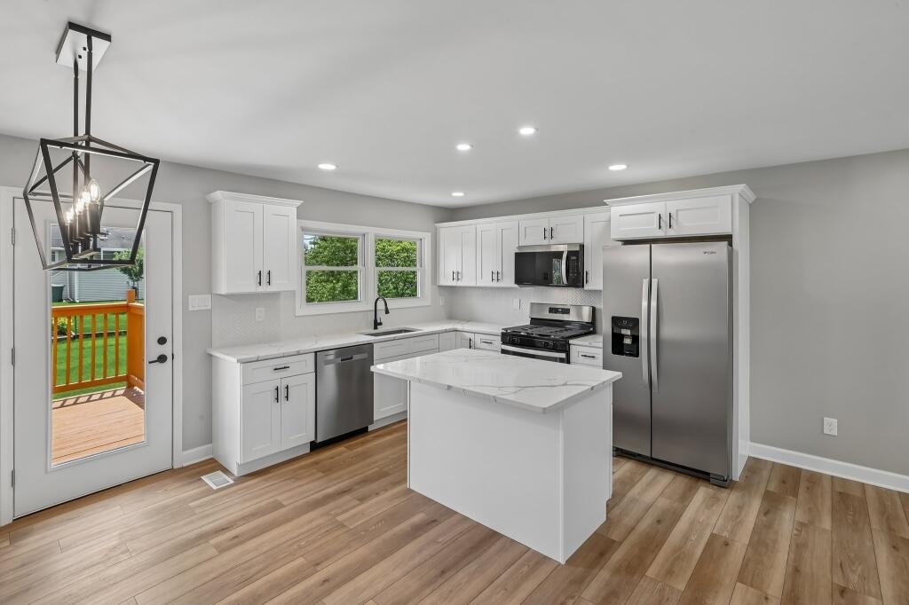 3701 W 79th Place