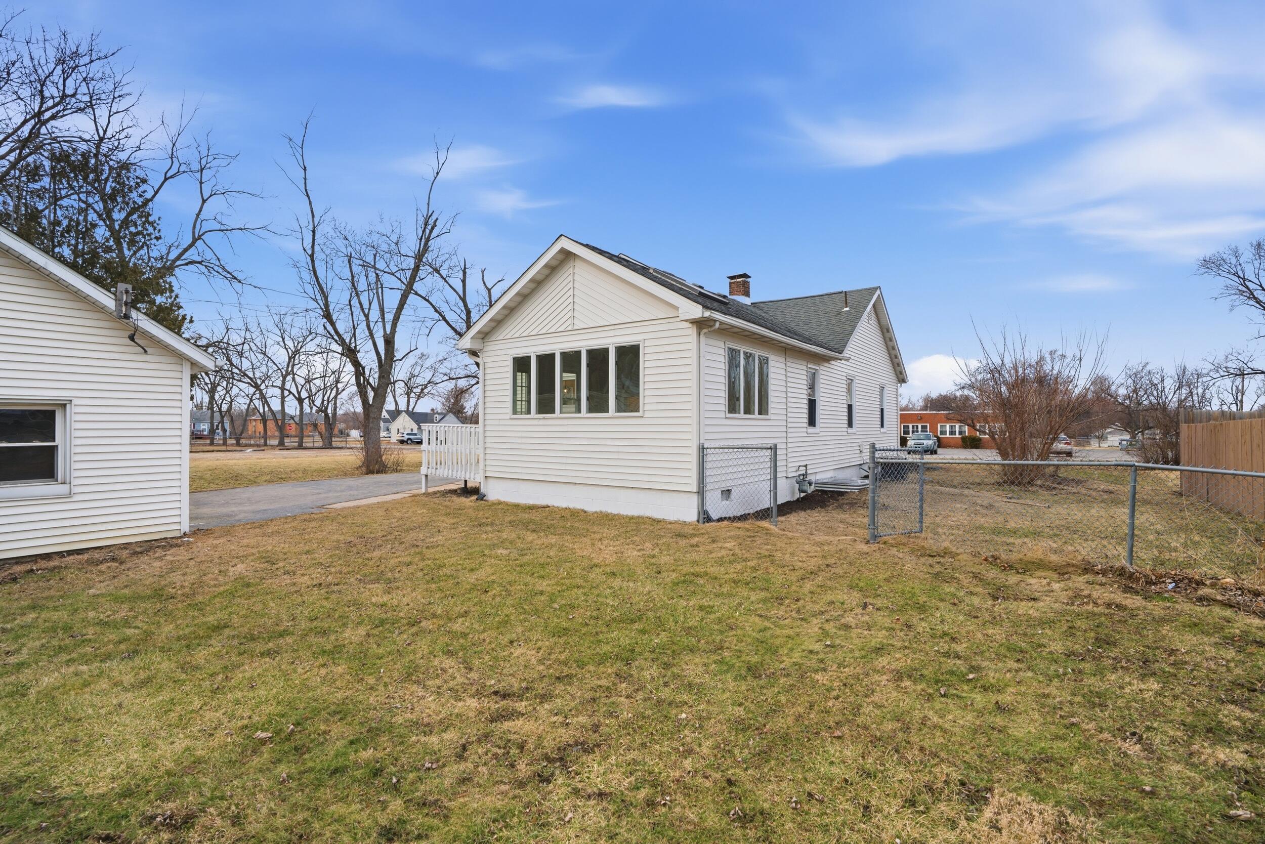 2407 W 78th Avenue