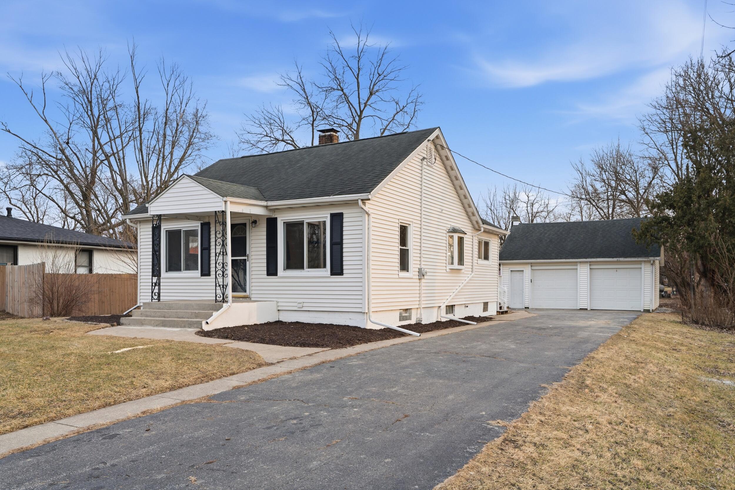 2407 W 78th Avenue