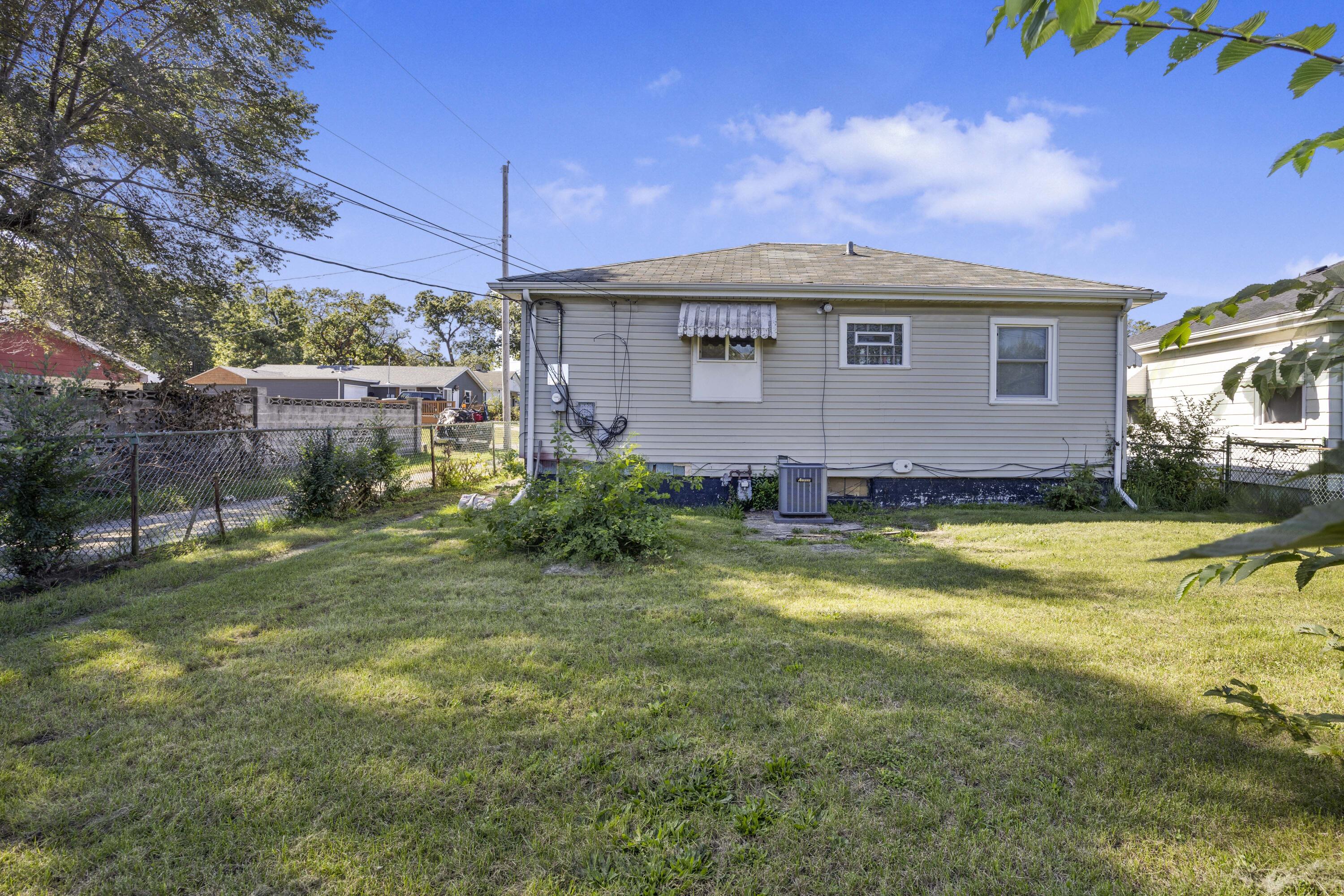 1355 Willard Street