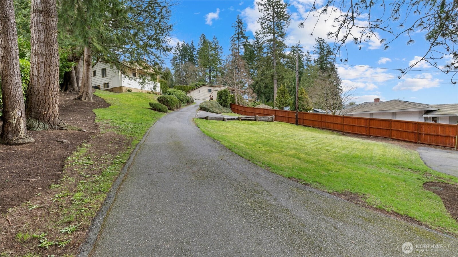 10716 Vernon Road