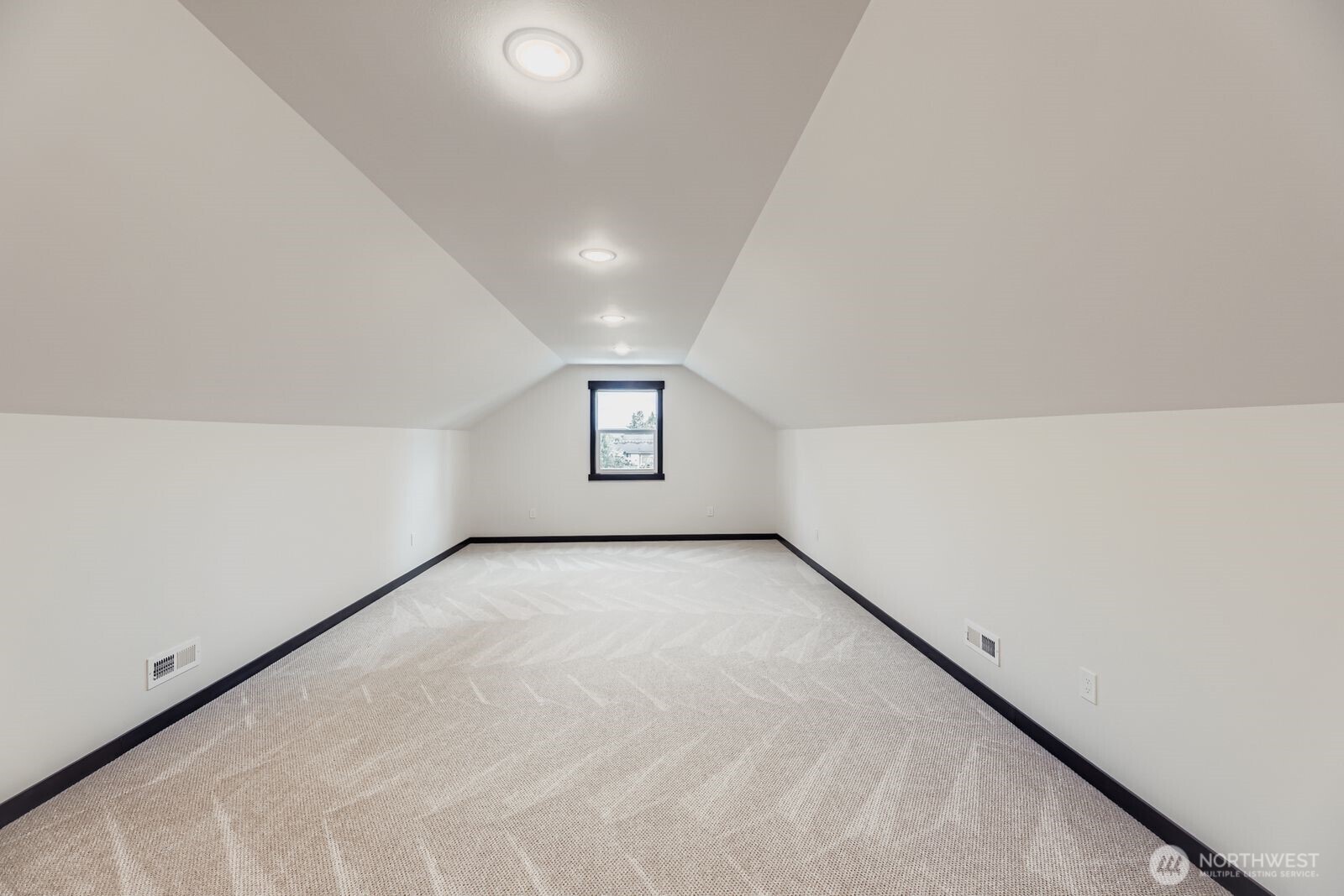 2509 Spruce Road