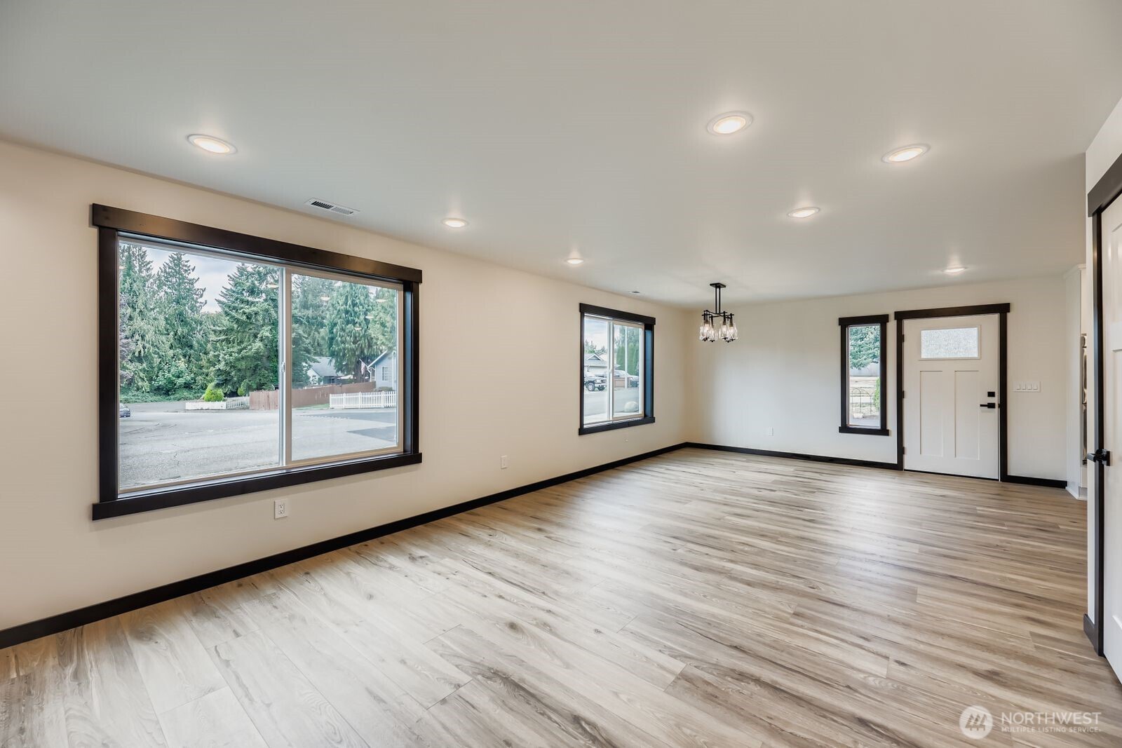 2509 Spruce Road