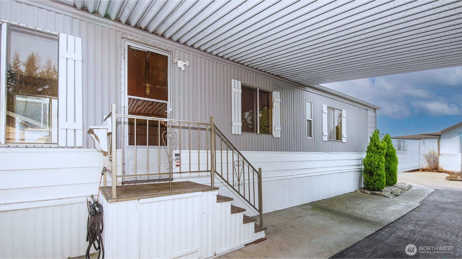 1316 91st Avenue SE Unit: 33