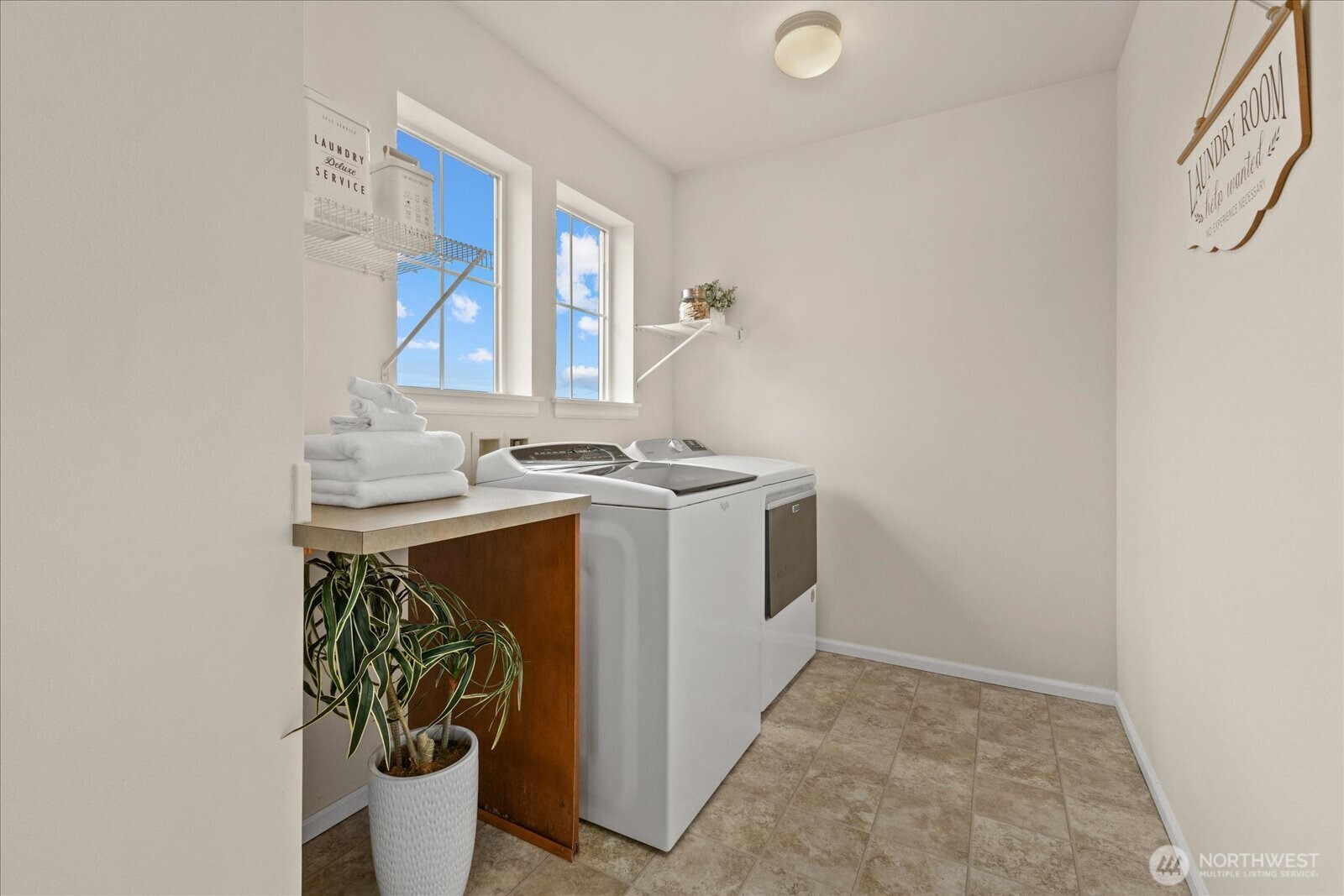 1129 77th Drive SE