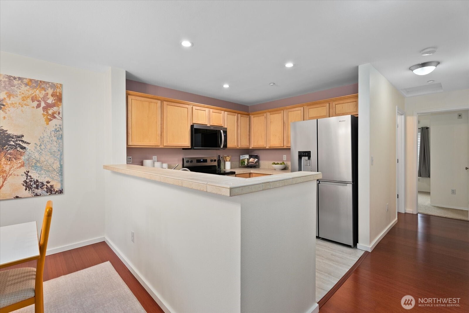 1905 24th Avenue NE Unit: 202