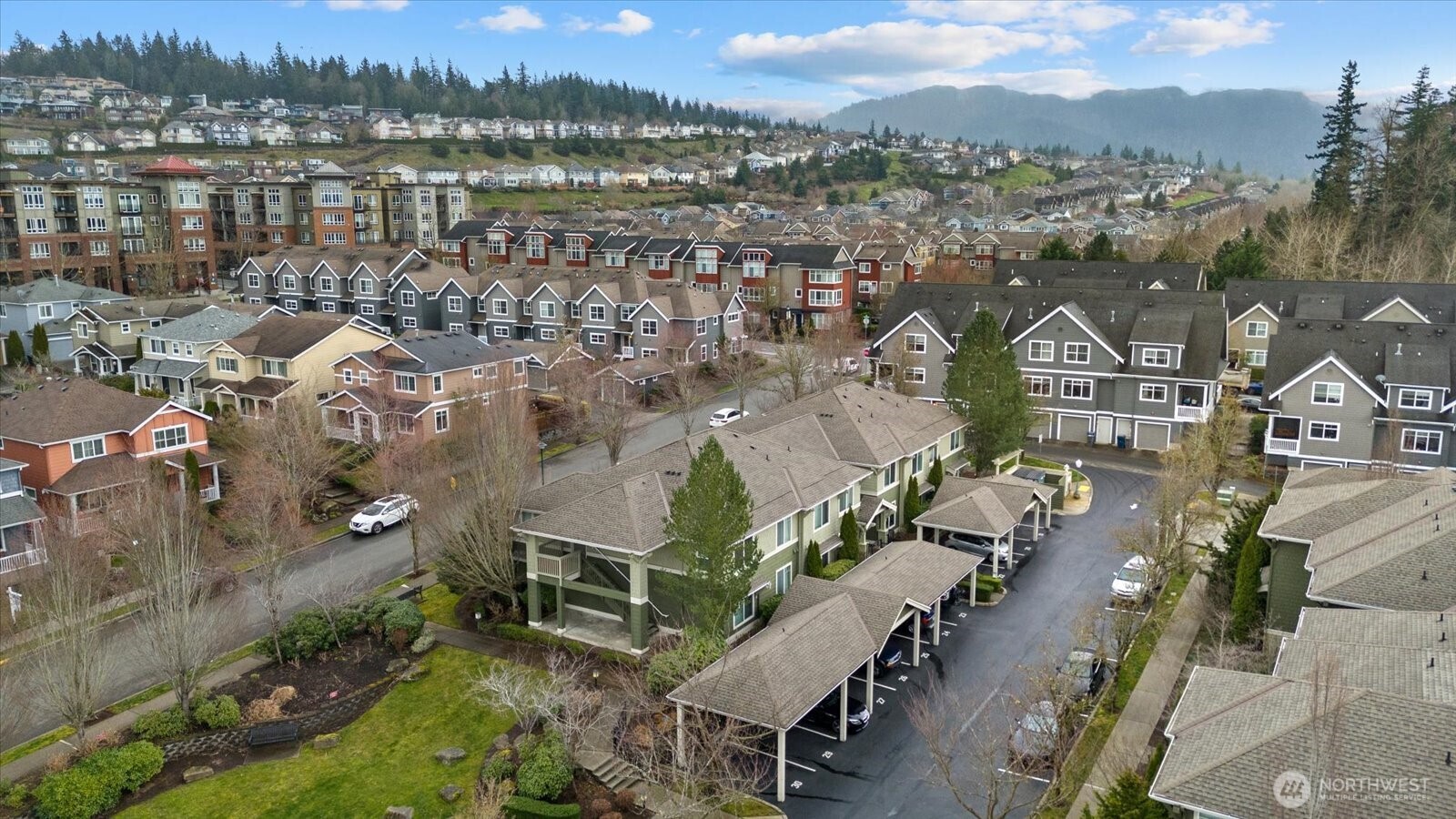 1905 24th Avenue NE Unit: 202