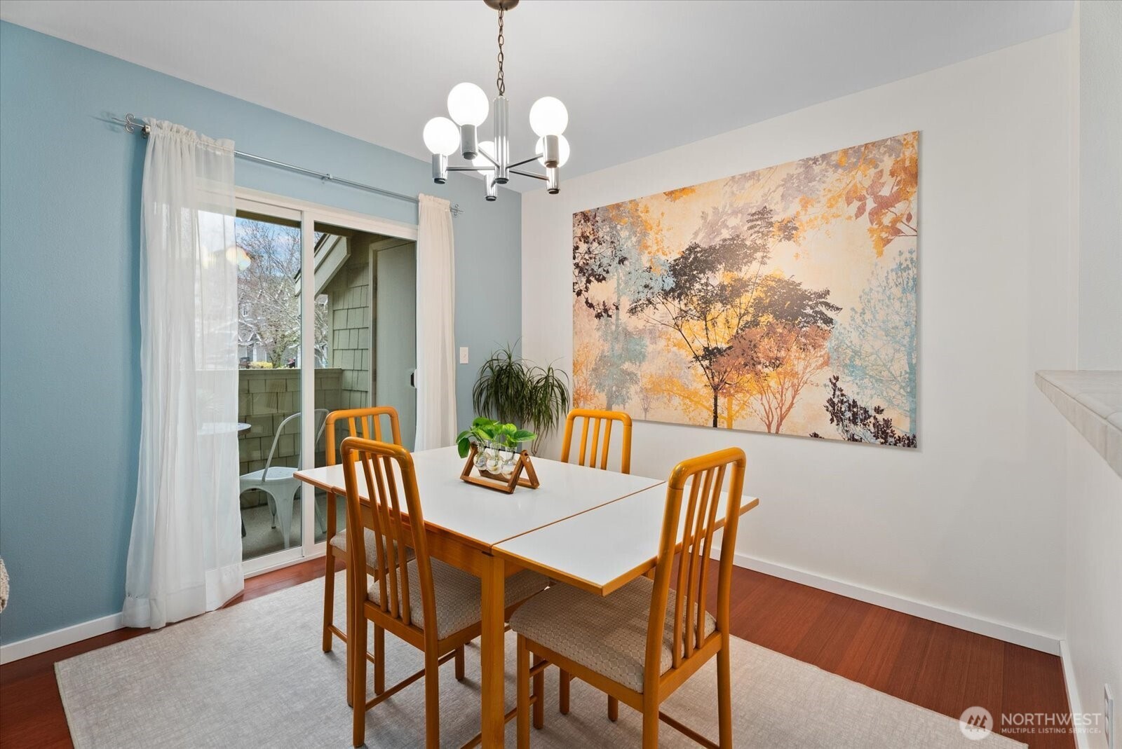 1905 24th Avenue NE Unit: 202