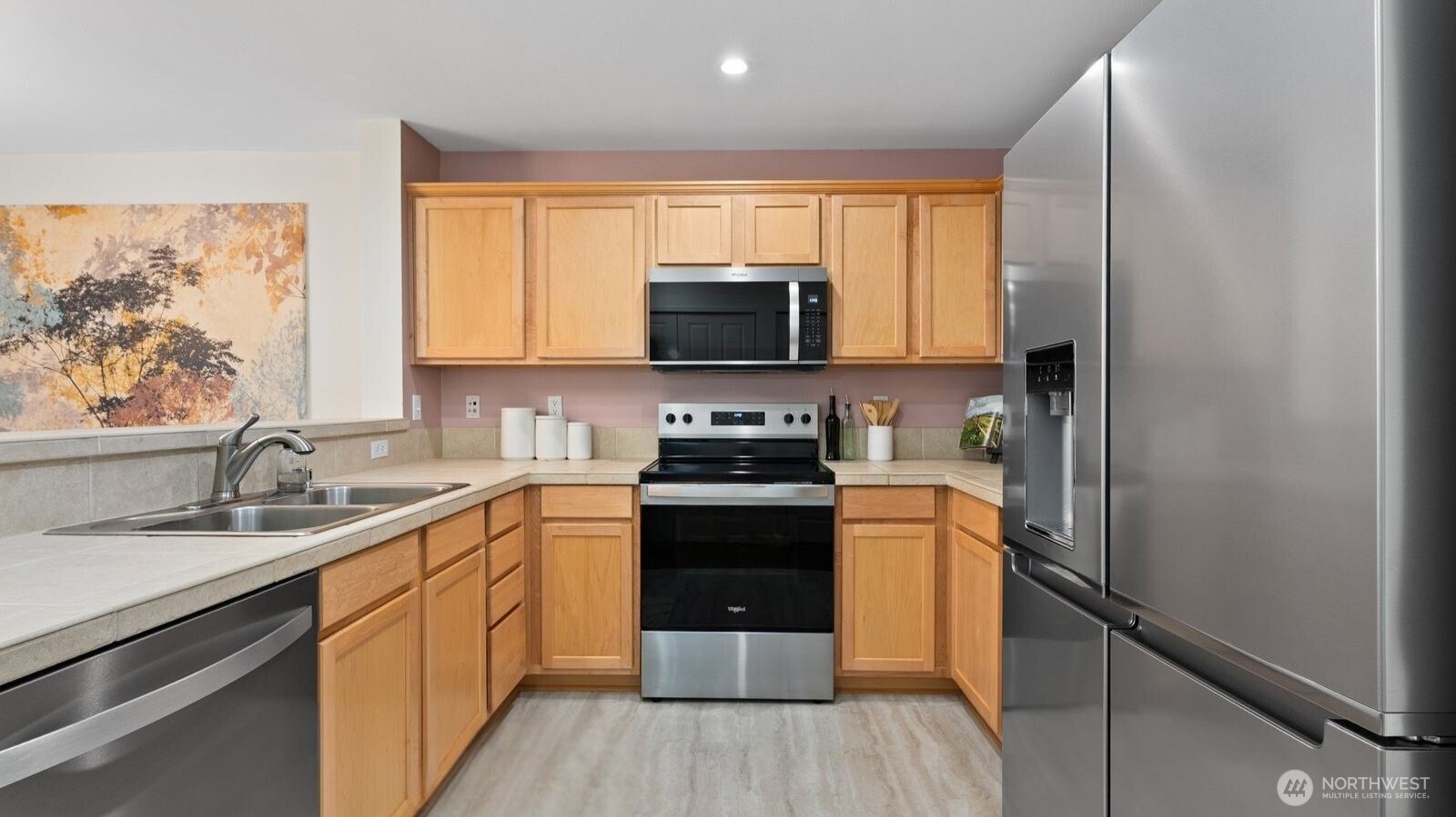 1905 24th Avenue NE Unit: 202
