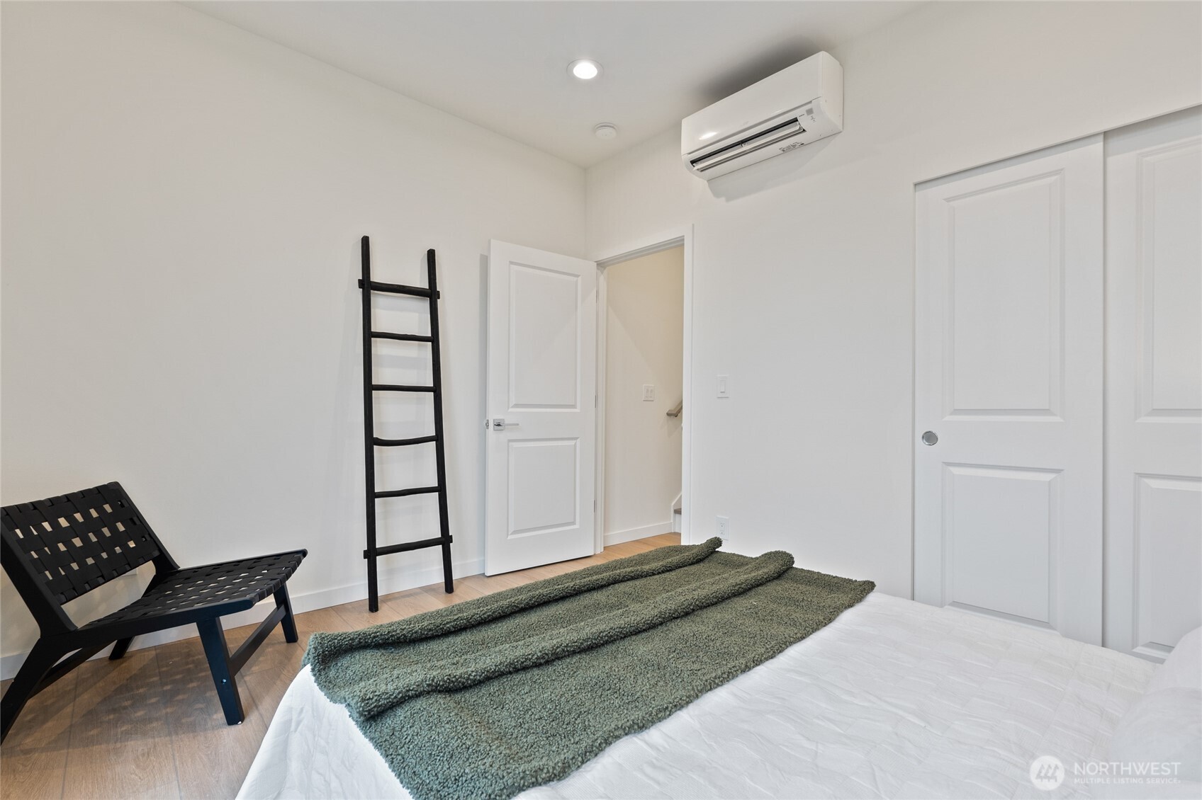 11229 Greenwood Avenue N Unit: A